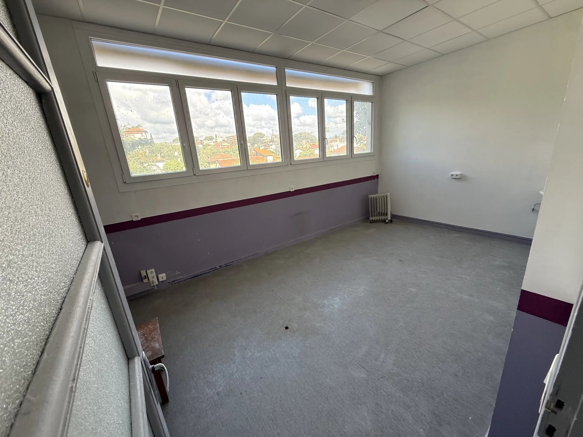 Studios à creer – Centre-ville d’Antibes – Travaux de division inclus - Photo 2