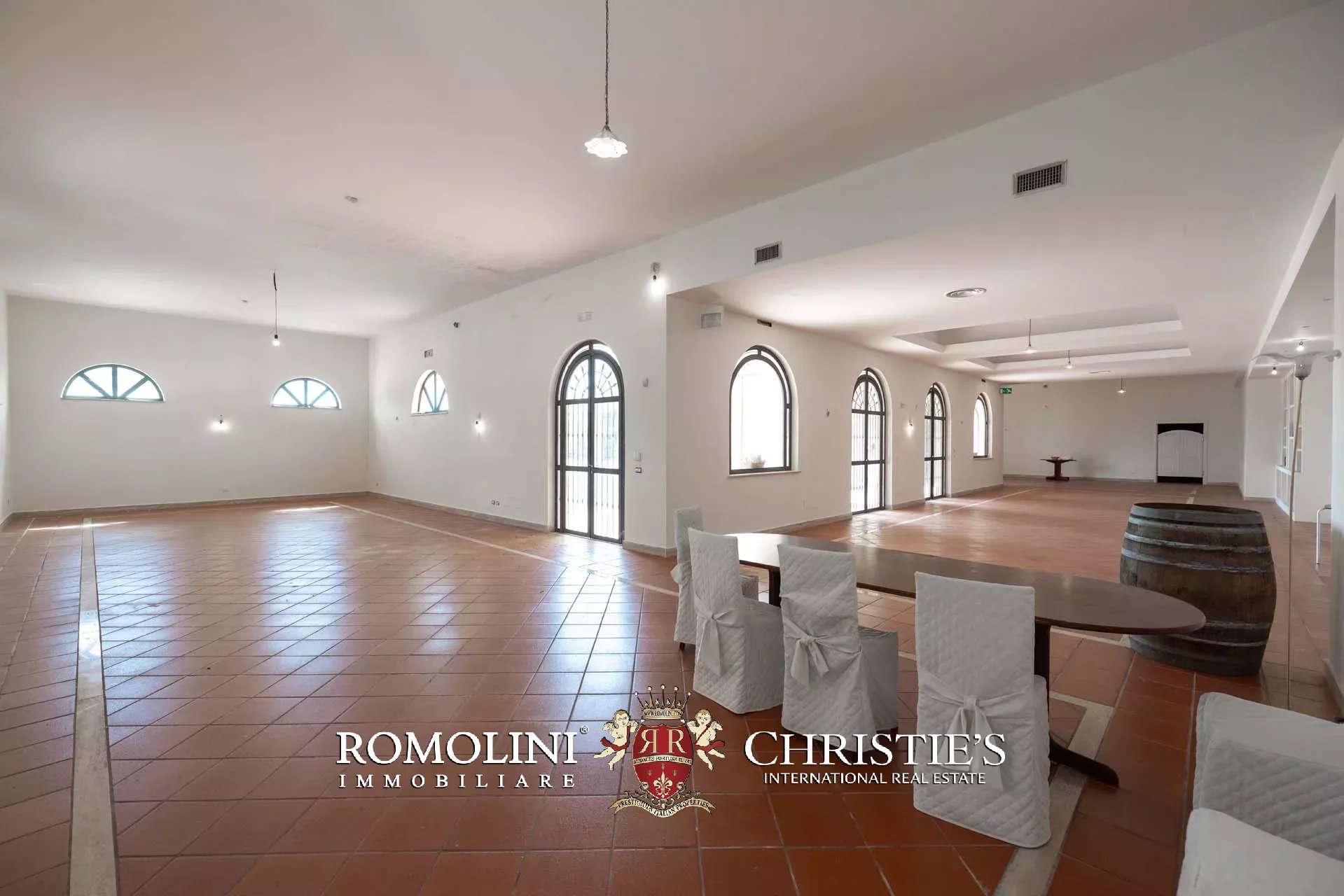 7 Bedroom Villa/Townhouse's Image 94