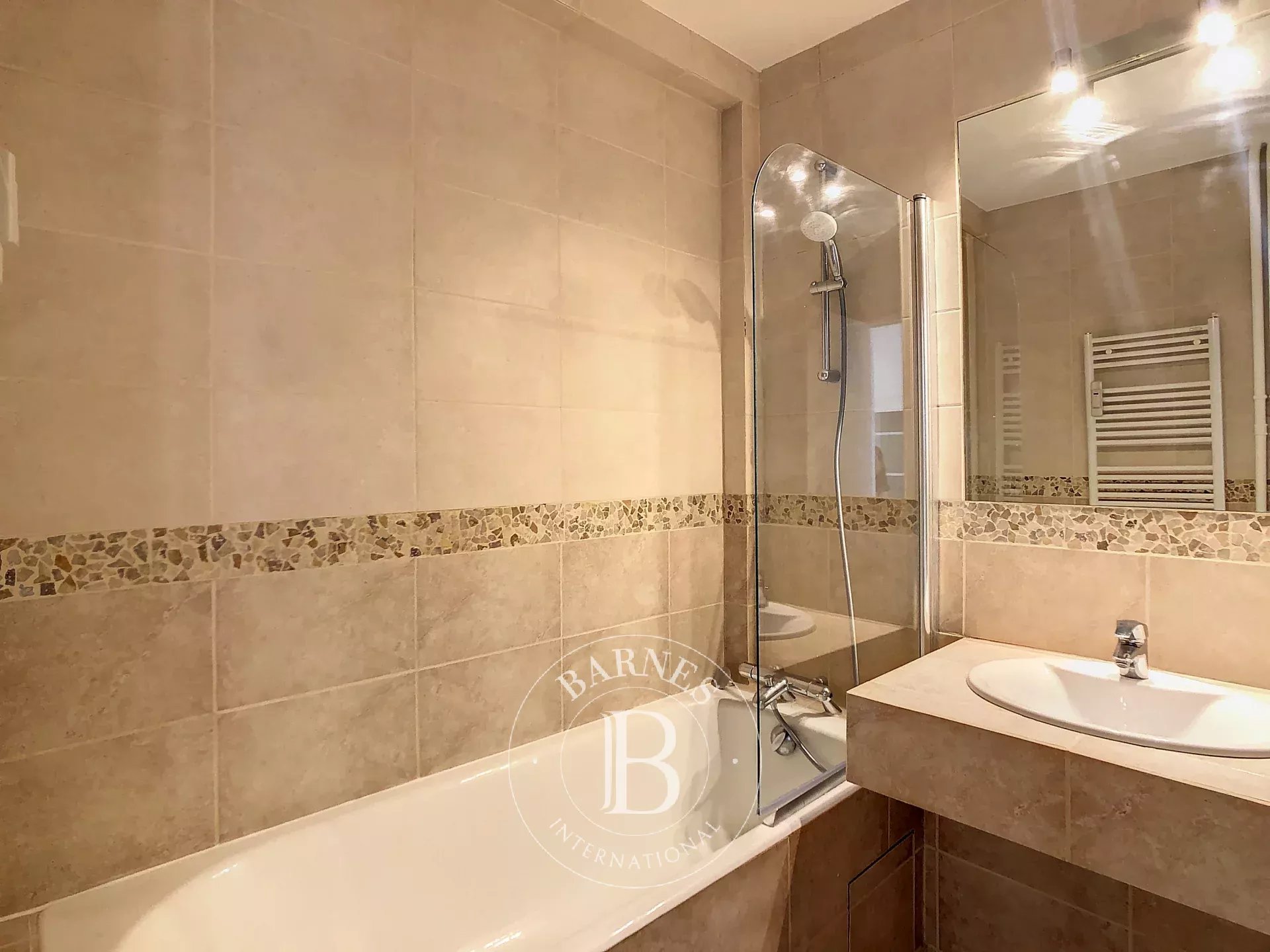 Daire Paris 16ème - picture 10