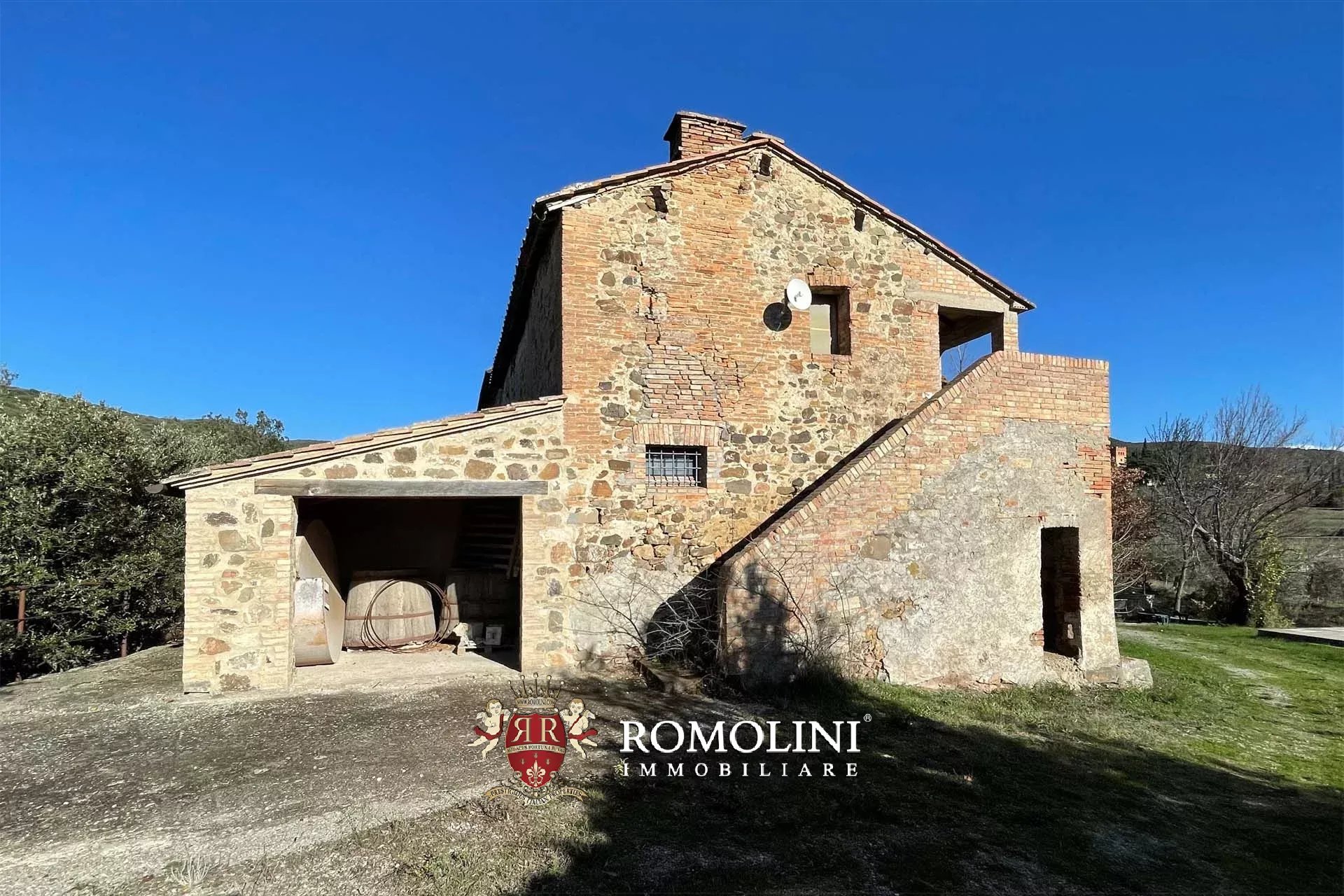 6 Bedroom Vineyard's Image 8