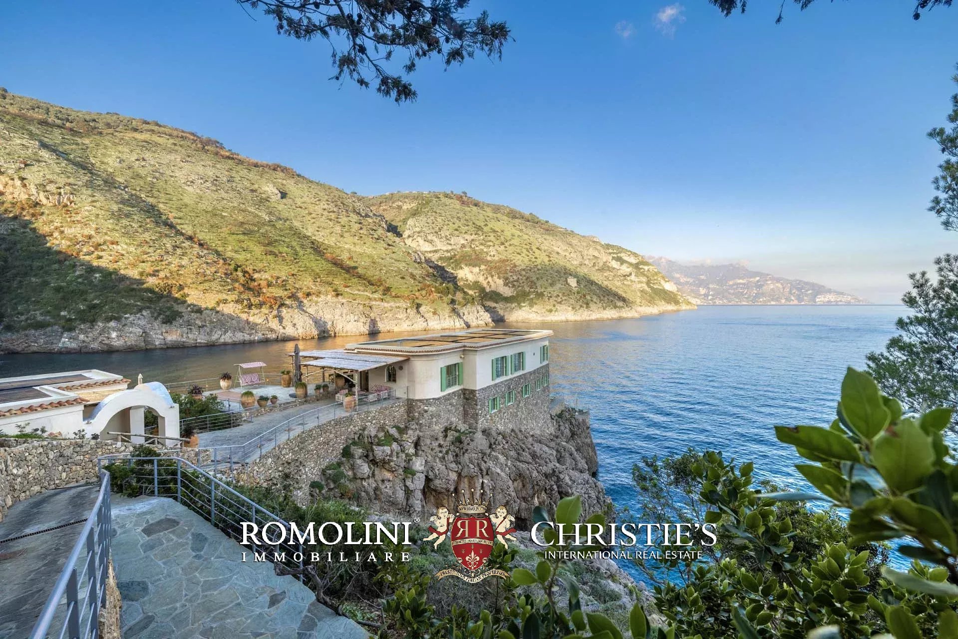 8 Bedroom Villa/Townhouse's Image 148