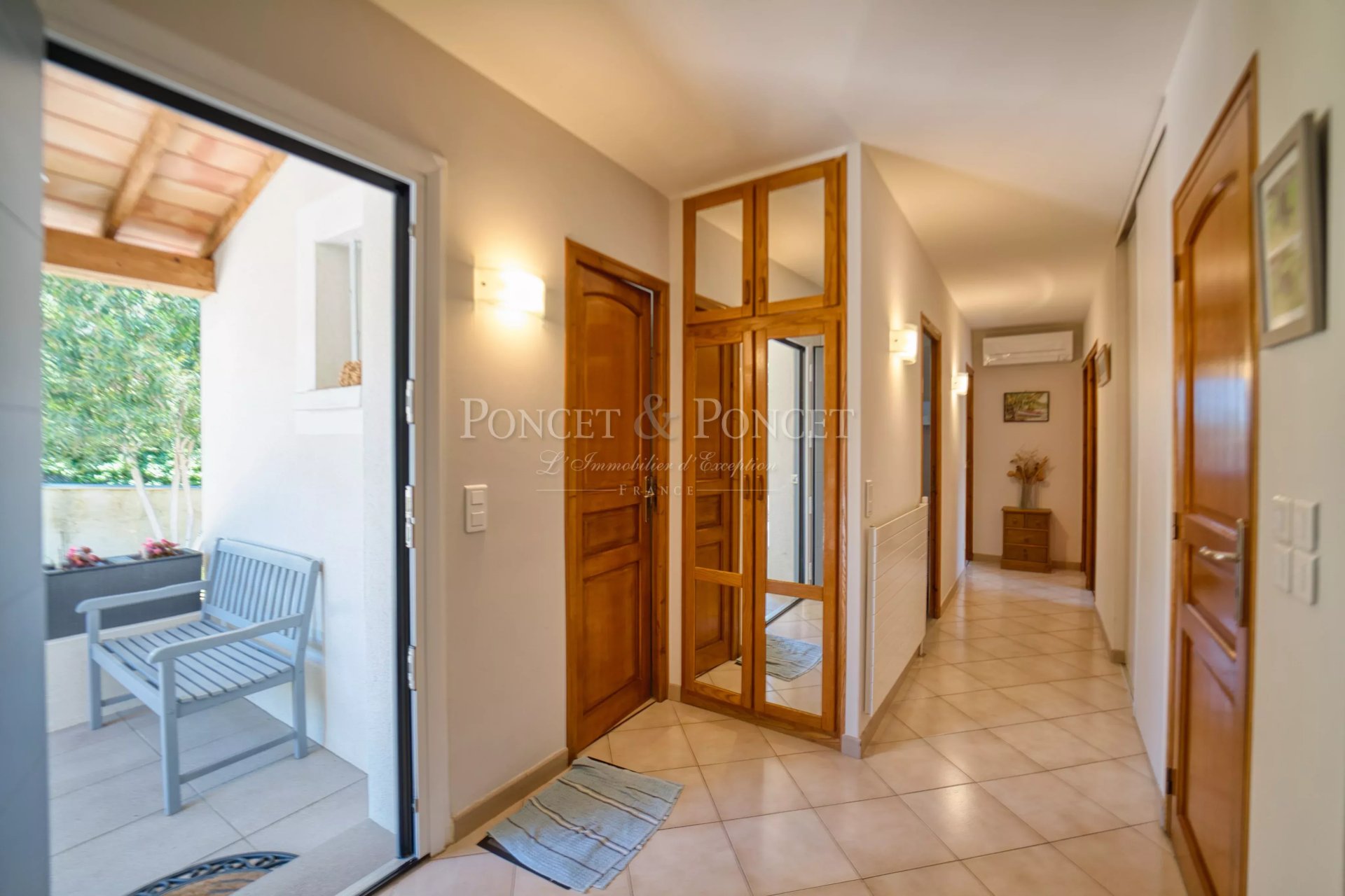 4 Bedroom Villa/Townhouse's Image 14