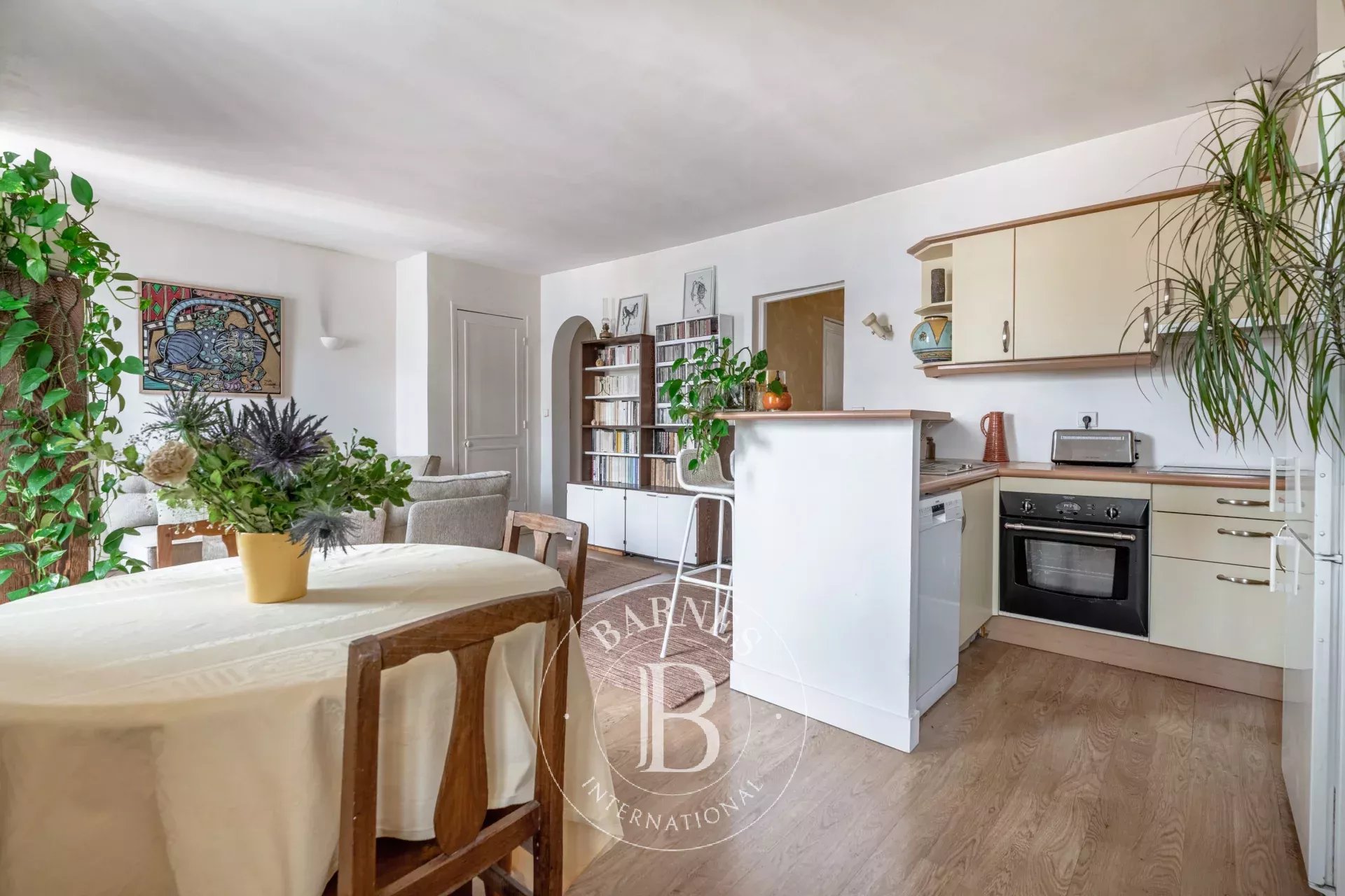 Daire Paris 3ème - picture 6