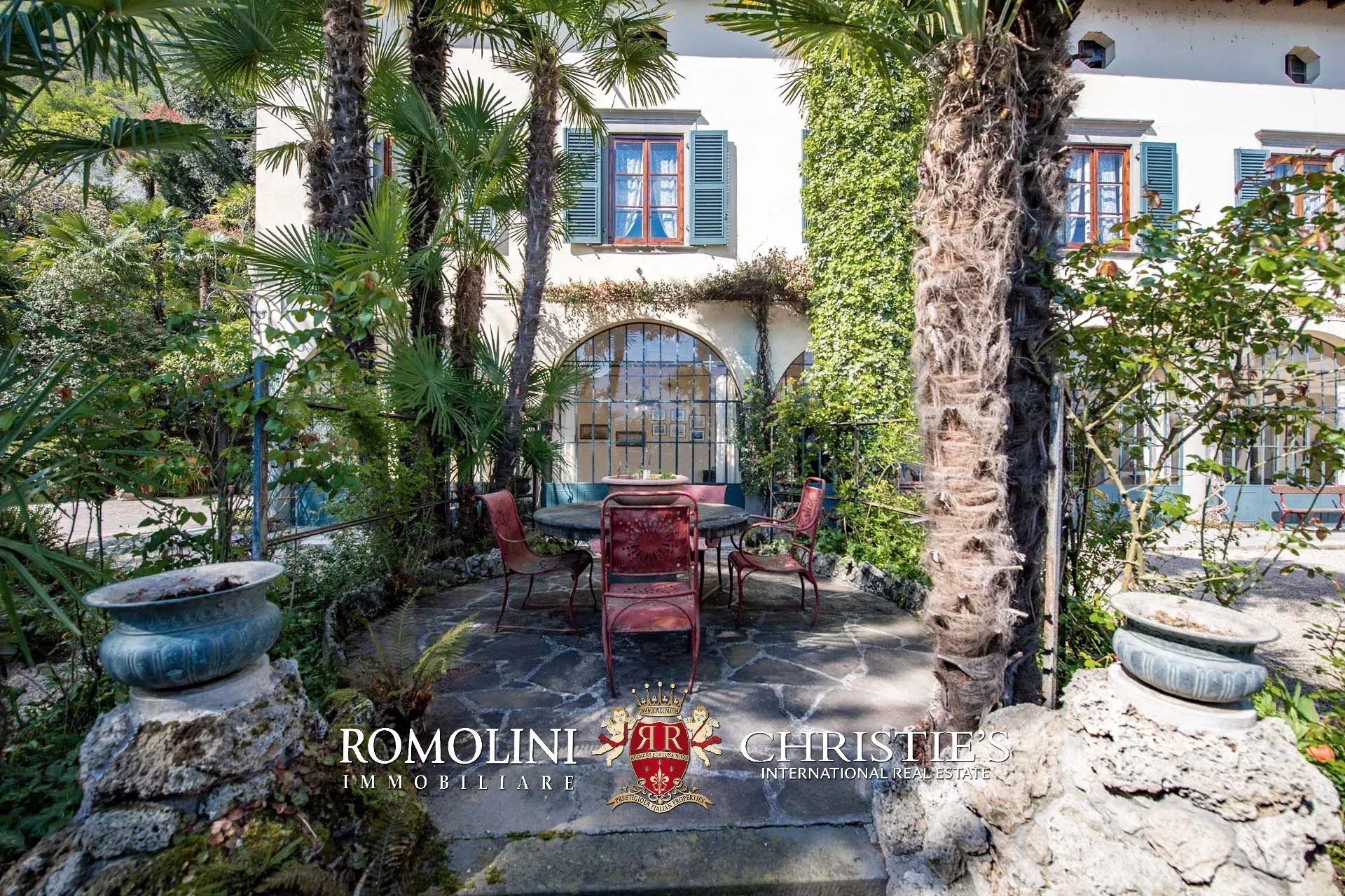 9 Bedroom Villa/Townhouse's Image 55