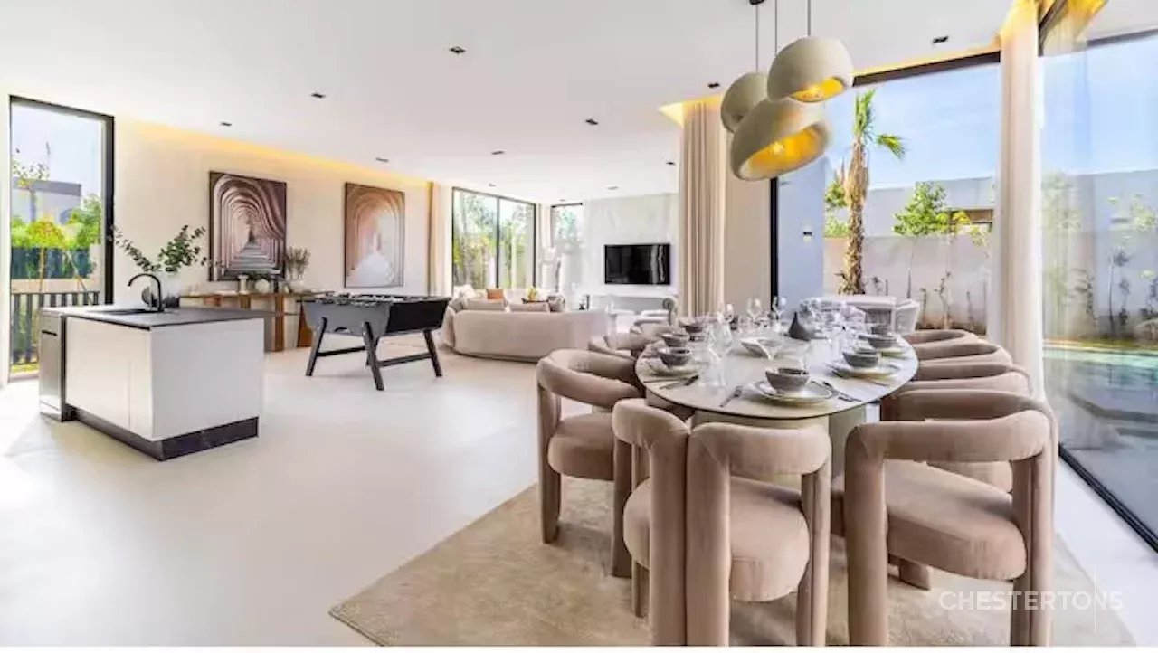 Image of Villa - 5 Bedrooms for Sale in Marrakech-Ménara-Marrakech-Morocco, Image 3