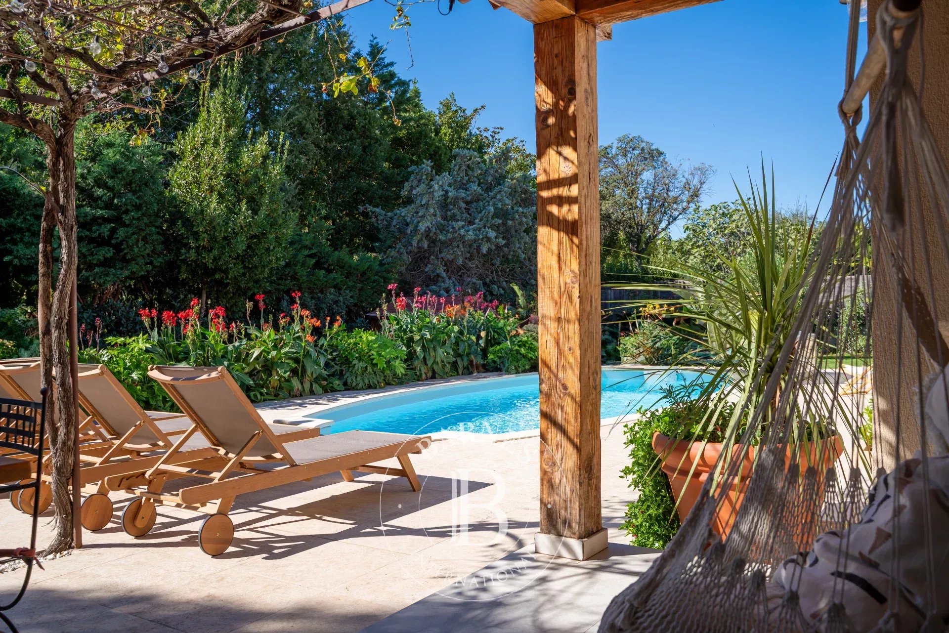 Villa Grimaud  -  ref 85319303 (picture 3)