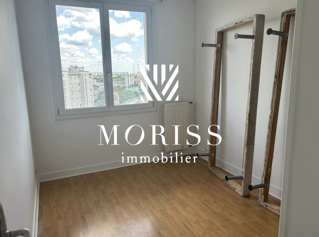 Ivry sur Seine - Appartement de 4 pièces de 74 m² - Image Array