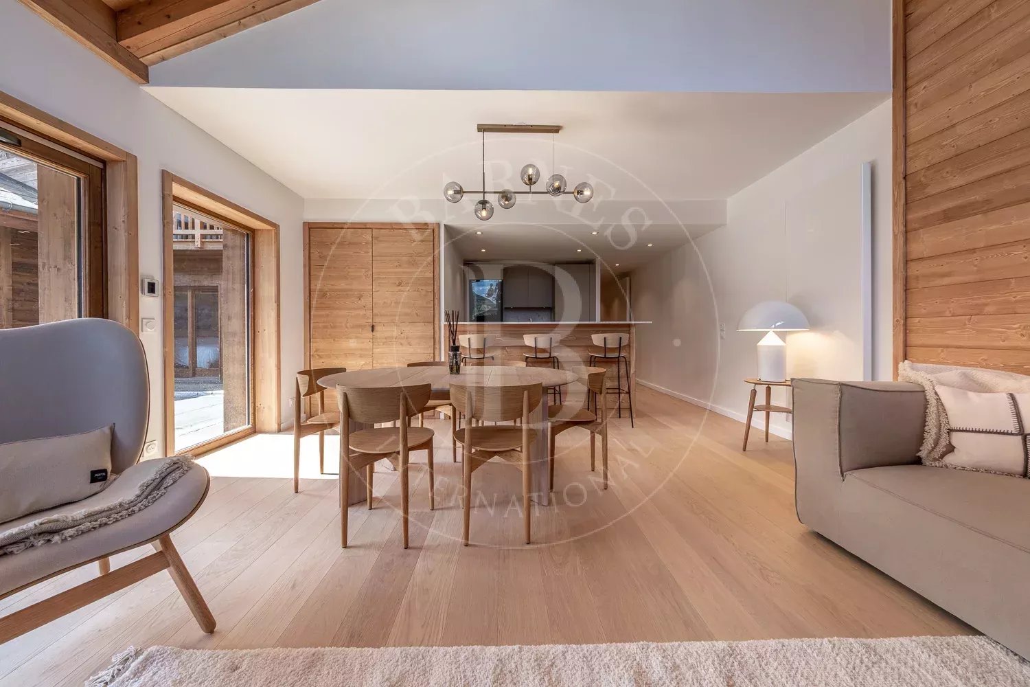 Agence immobilière de 