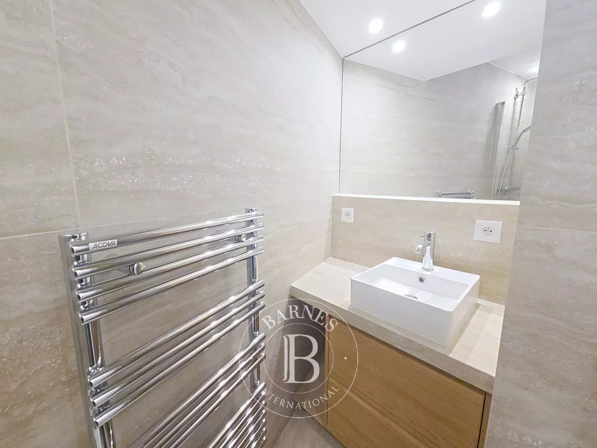 Paris  - Apartment 2 Bedrooms - picture 13