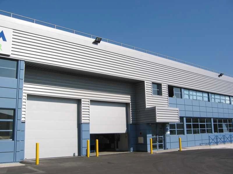 Location Local La Courneuve