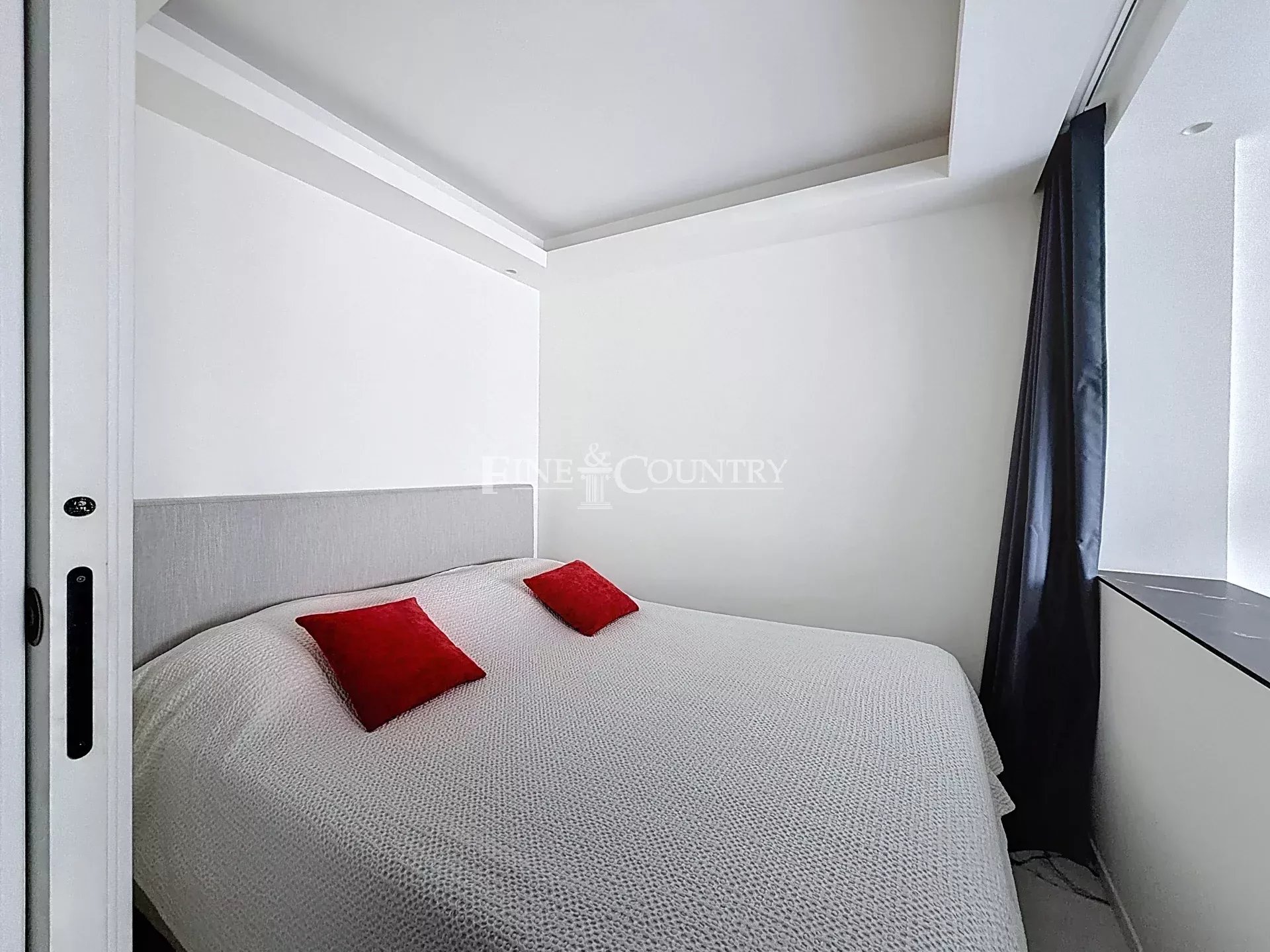 Photo of Apartment for sale in the Banane, Cannes