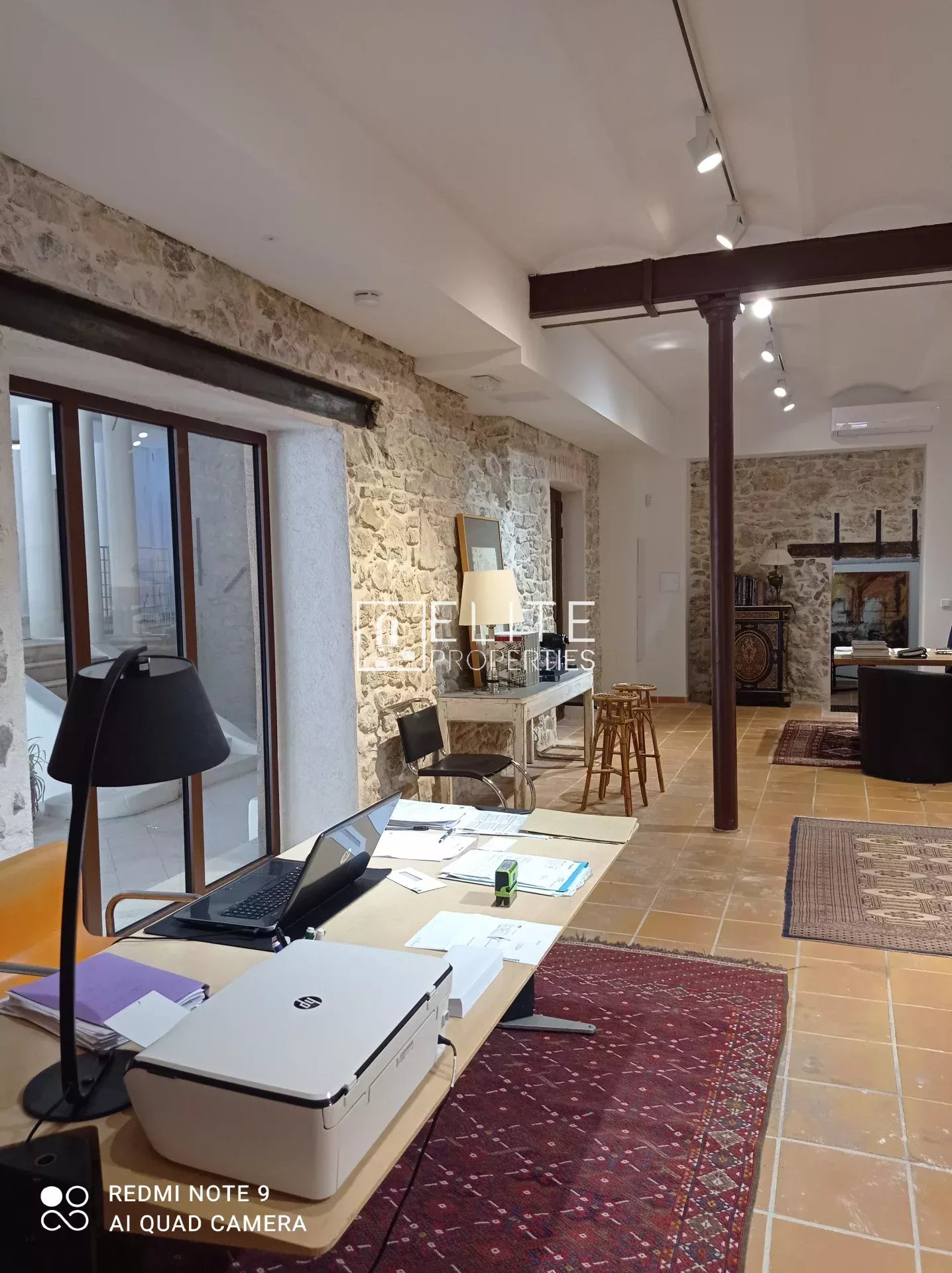 LOCAL COMMERCIAL 103 m² – TERRASSE PRIVATIVE – MOUGINS - Photo 5