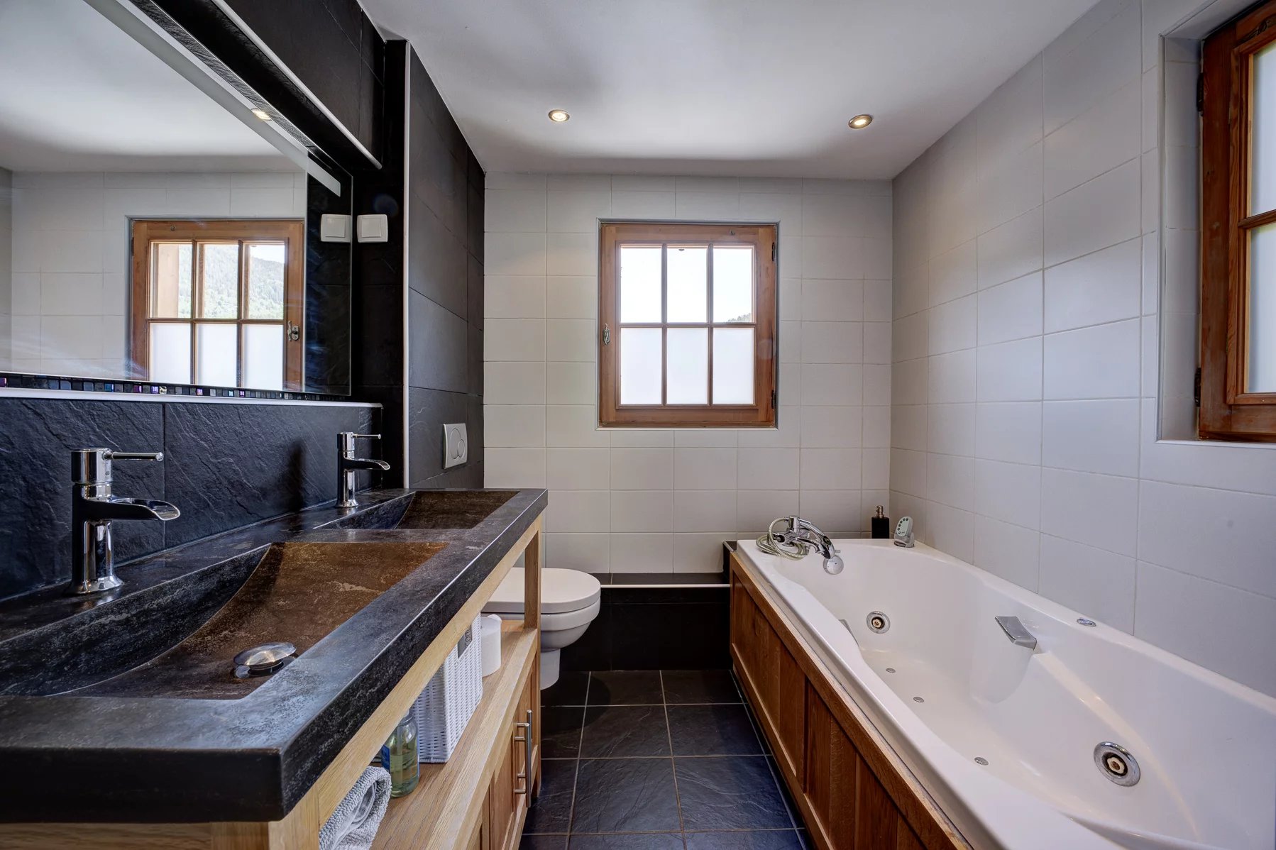 Photo of LES HOUCHES - 4 bedroom chalet