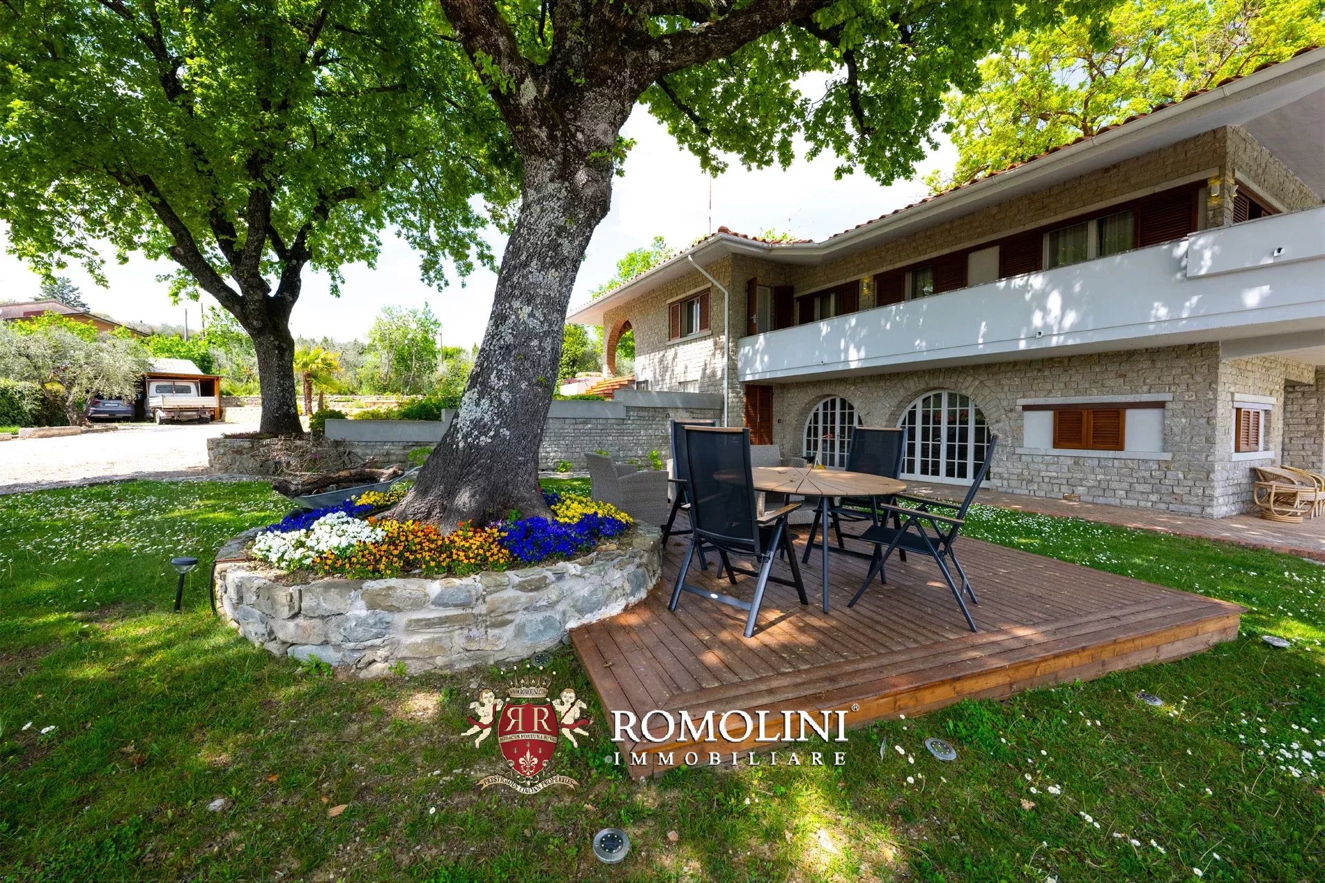 6 Bedroom Villa/Townhouse's Image 13