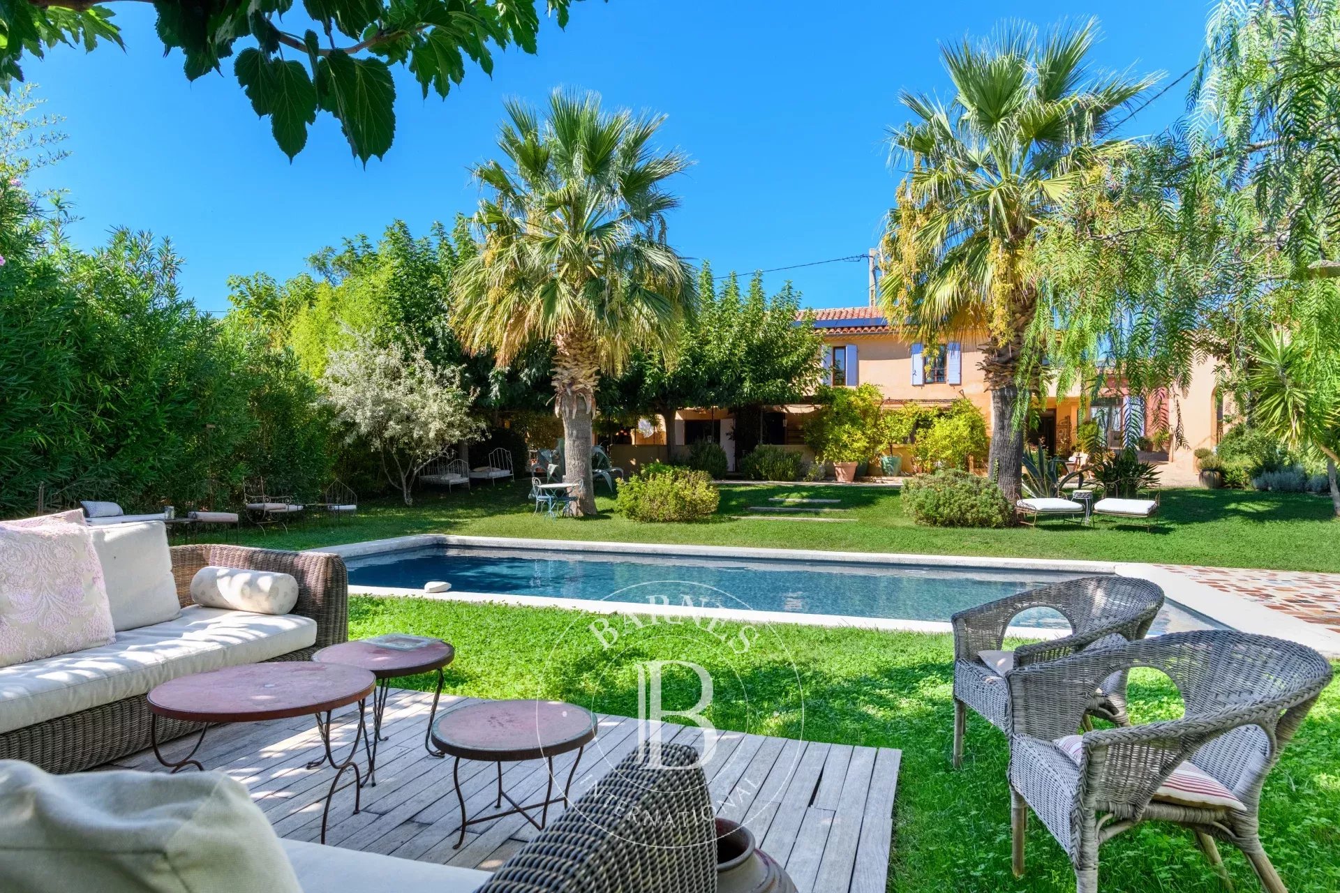 Çiftlik Saint-Cyr-sur-Mer