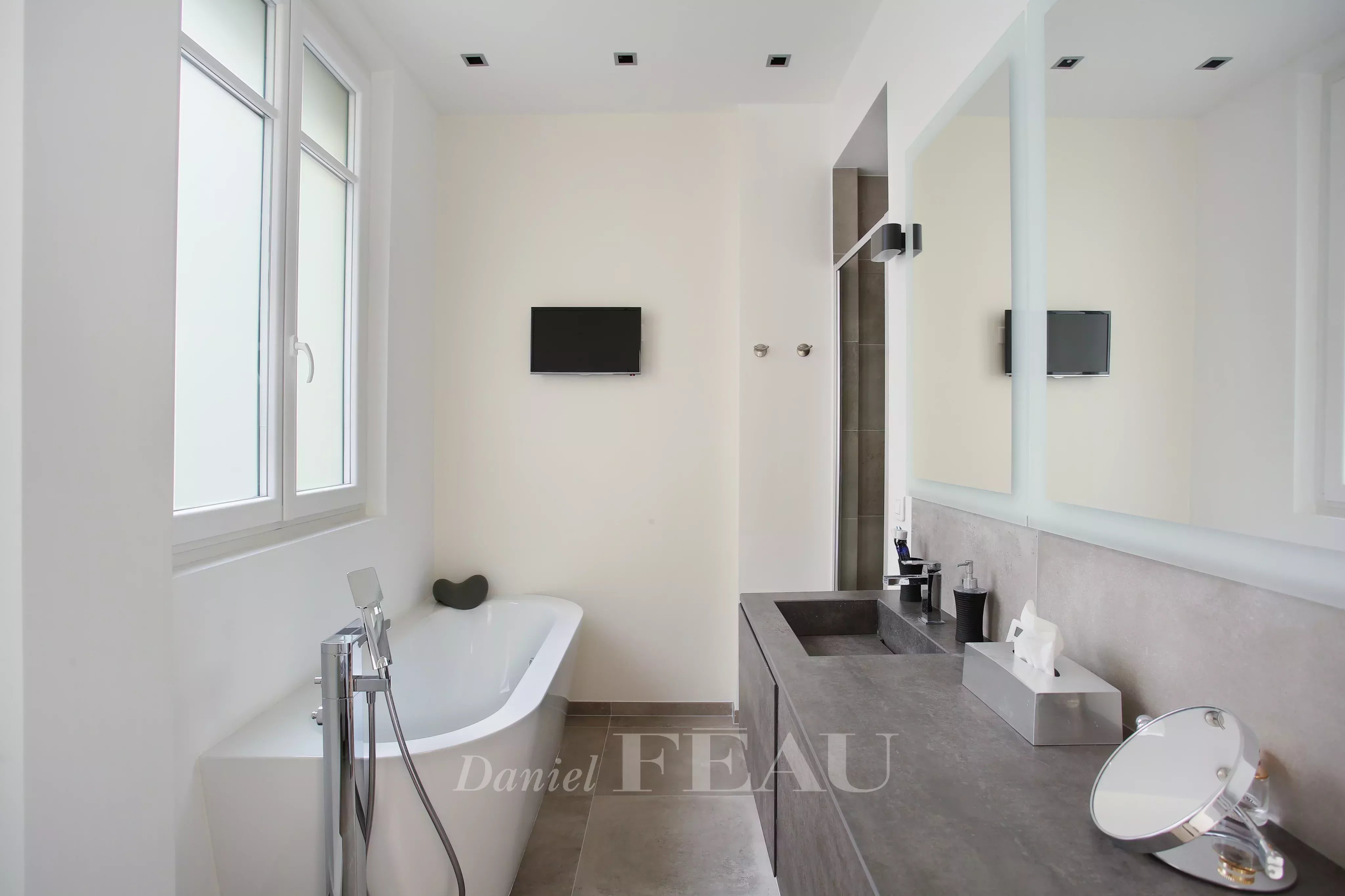 Location Appartement Paris 16ème