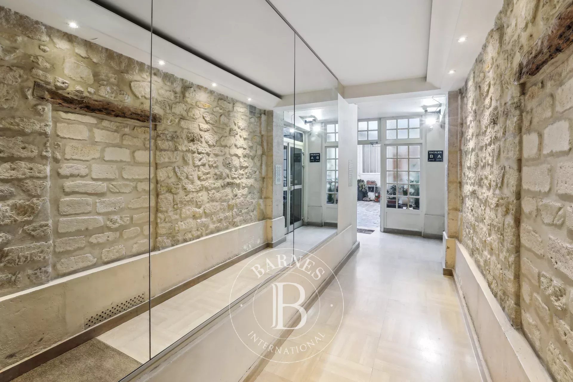 Daire Paris 7ème - picture 14