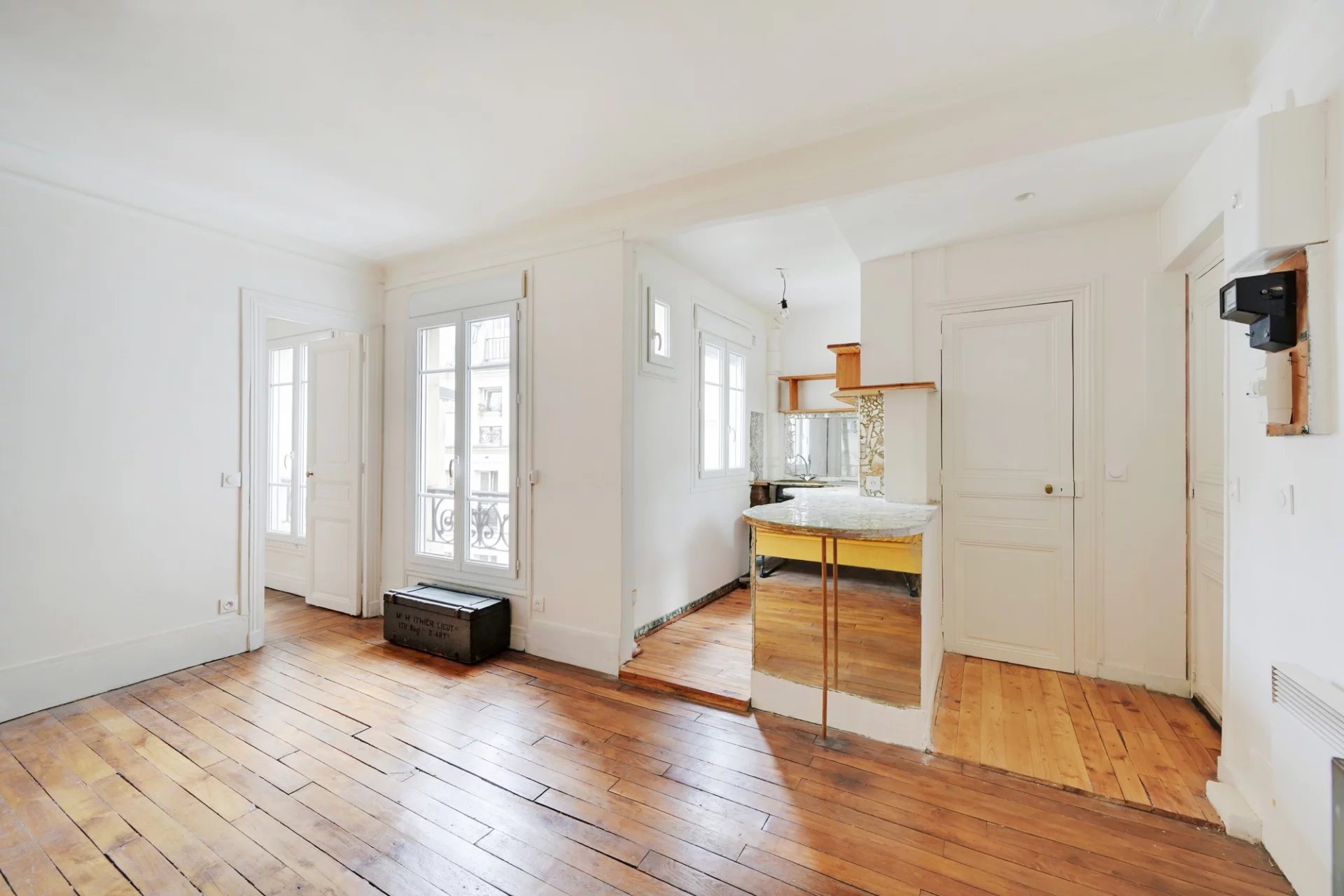 Sale Apartment - Paris 18th (Paris 18ème)