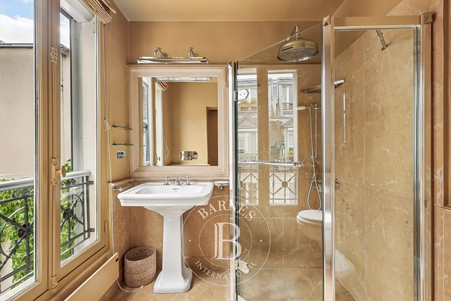 Paris  - Apartment 2 Bedrooms - picture 13