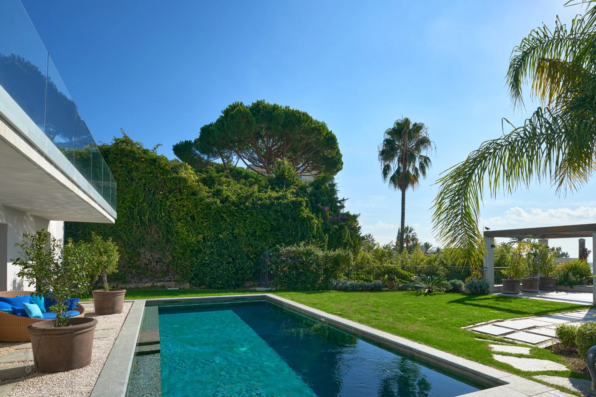 Seasonal rental Property Cannes