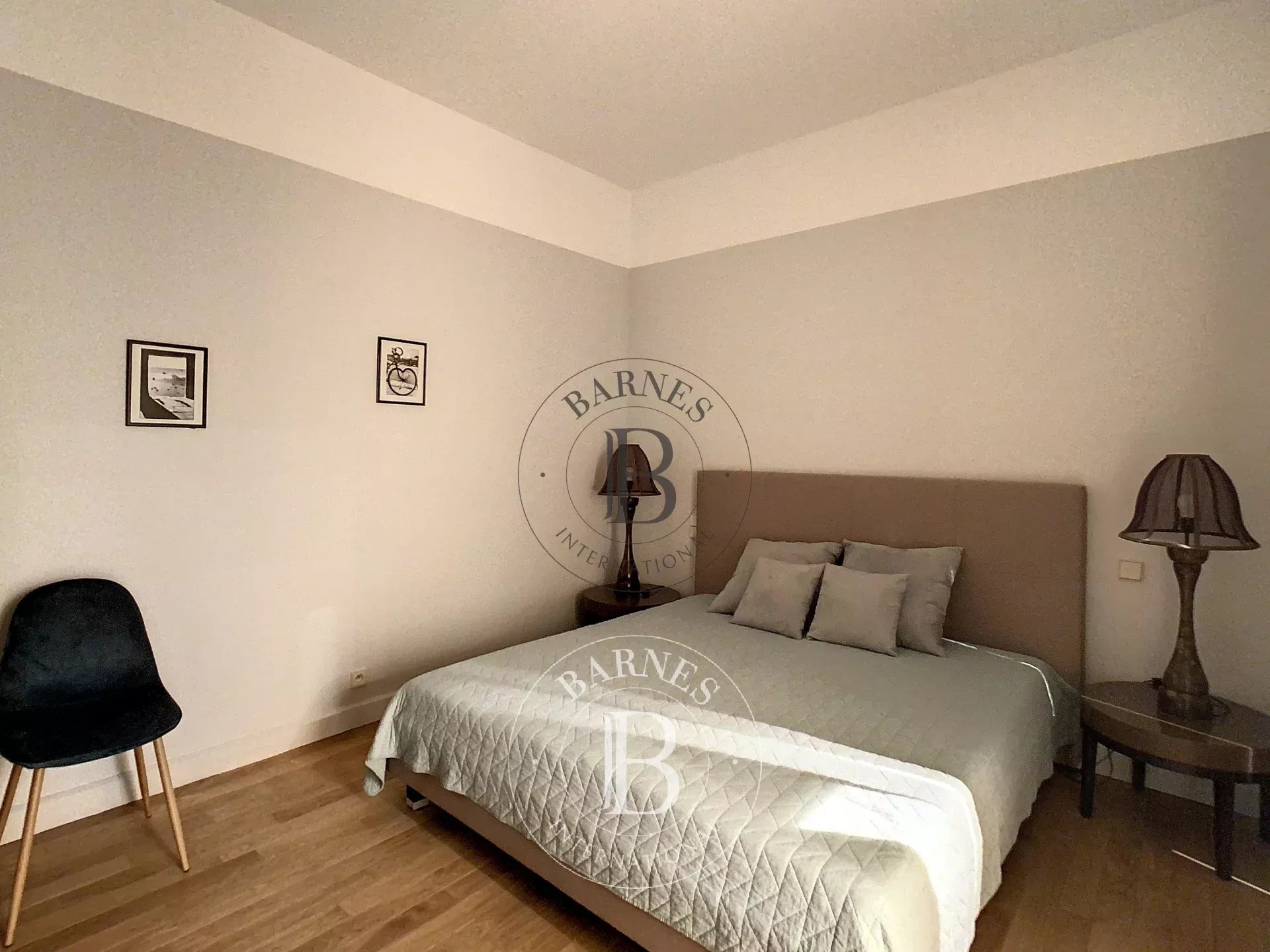 Daire Paris 8ème - picture 11