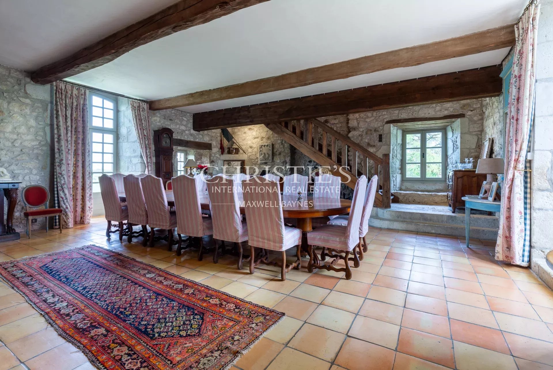5 Bedroom Chateau's Image 11