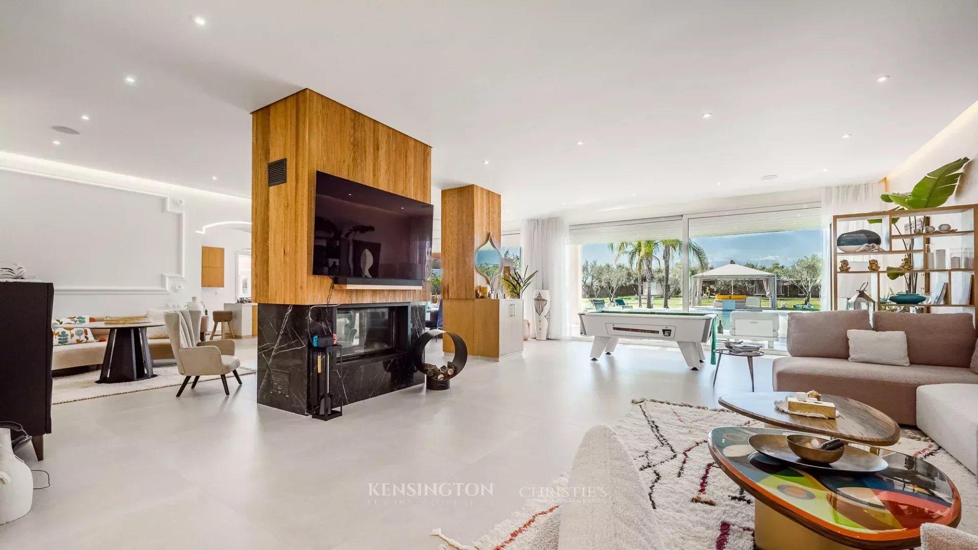 5 Bedroom Villa/Townhouse's Image 13