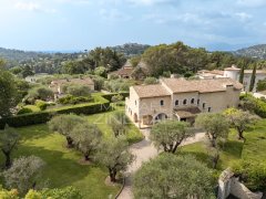 Luxury 6-Bedroom Family Villa for Sale in Mougins | Legacy Estate — photo 2 of 7