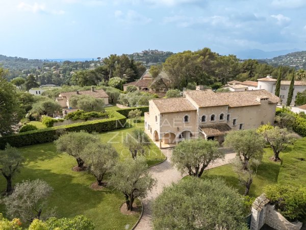 Luxury 6-Bedroom Family Villa for Sale in Mougins | Legacy Estate — photo 2