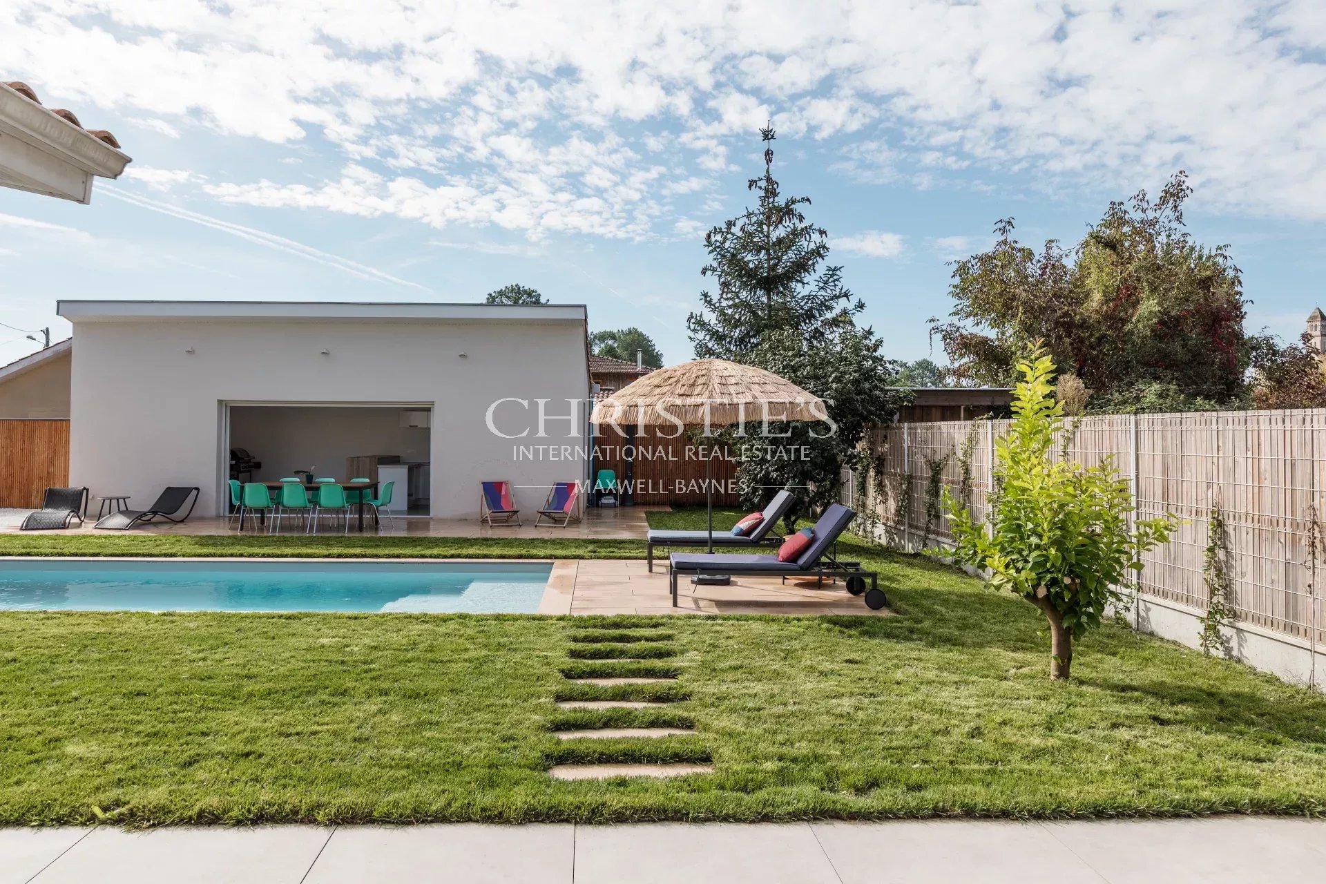 5 Bedroom Villa/Townhouse's Image 19