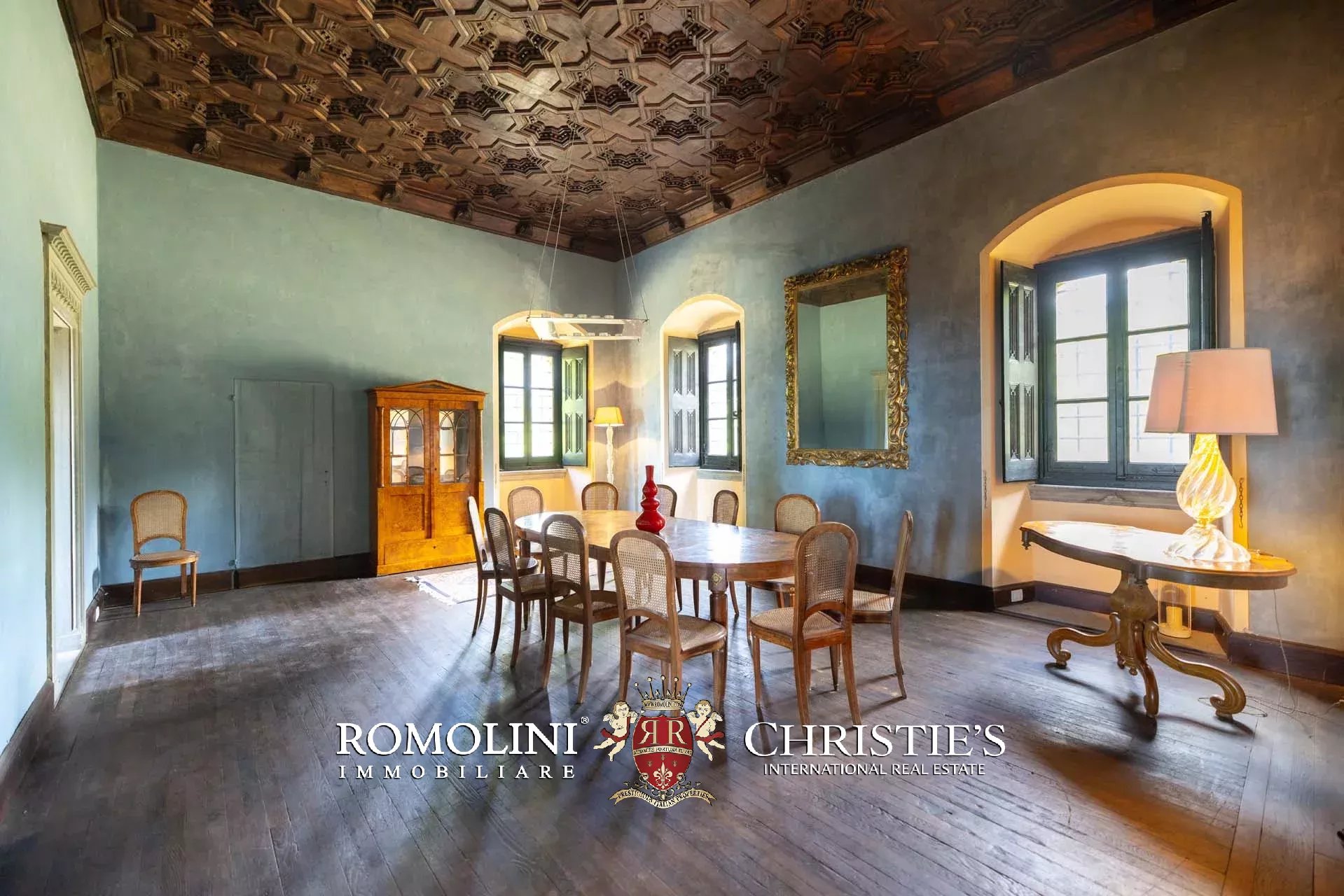 35 Bedroom Chateau's Image 19
