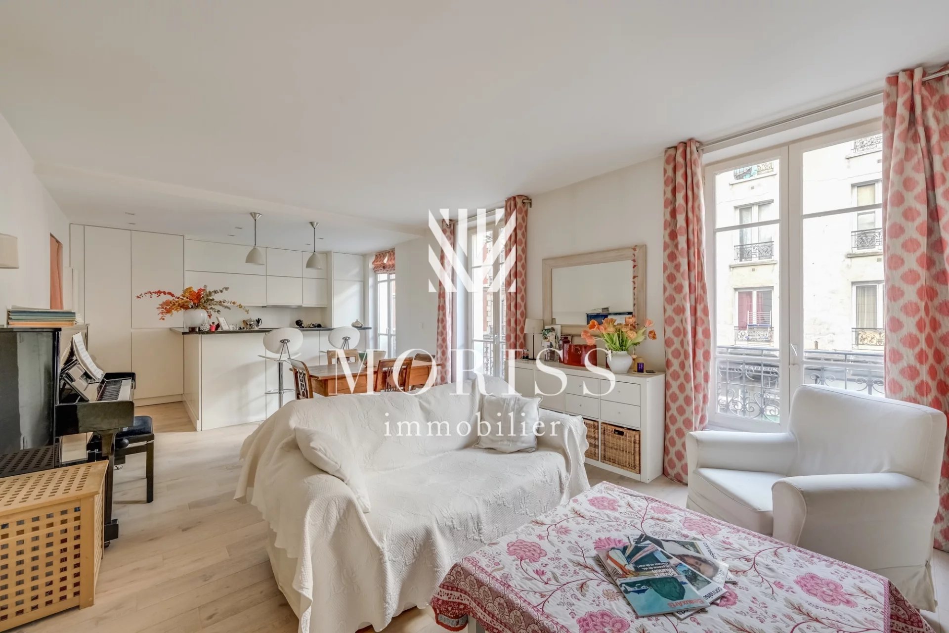 Centre-ville de Clichy - Grand appartement 2 pièces de 62 M2 - Image Array