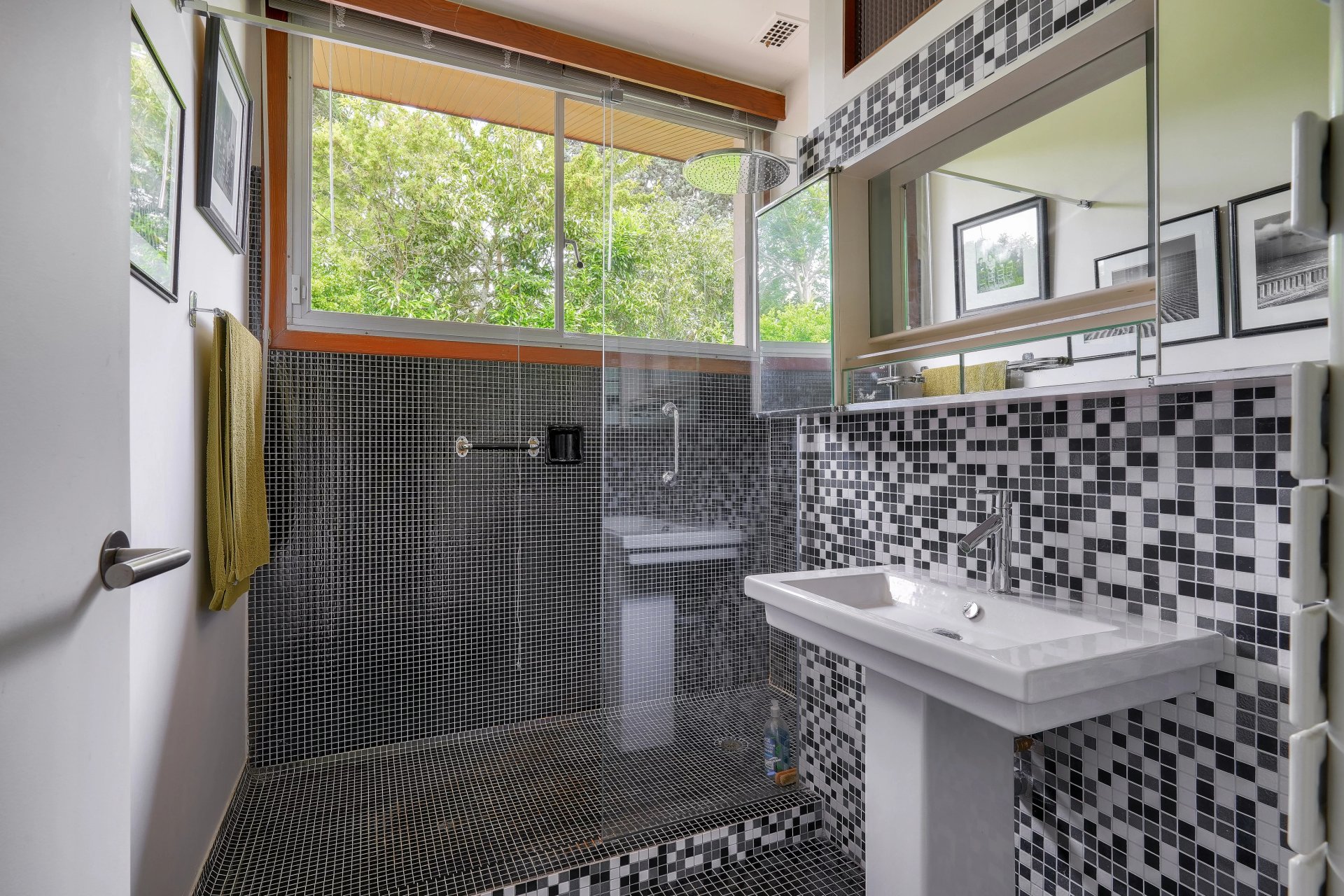 4 Bedroom Villa/Townhouse's Image 13