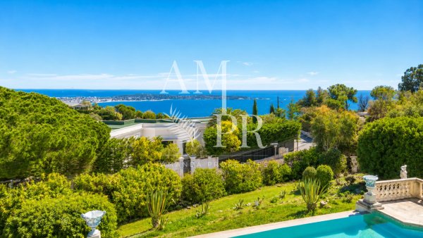SOLE AGENT- HIGH-POTENTIAL SEA VIEW - FLAT GARDEN — photo 5