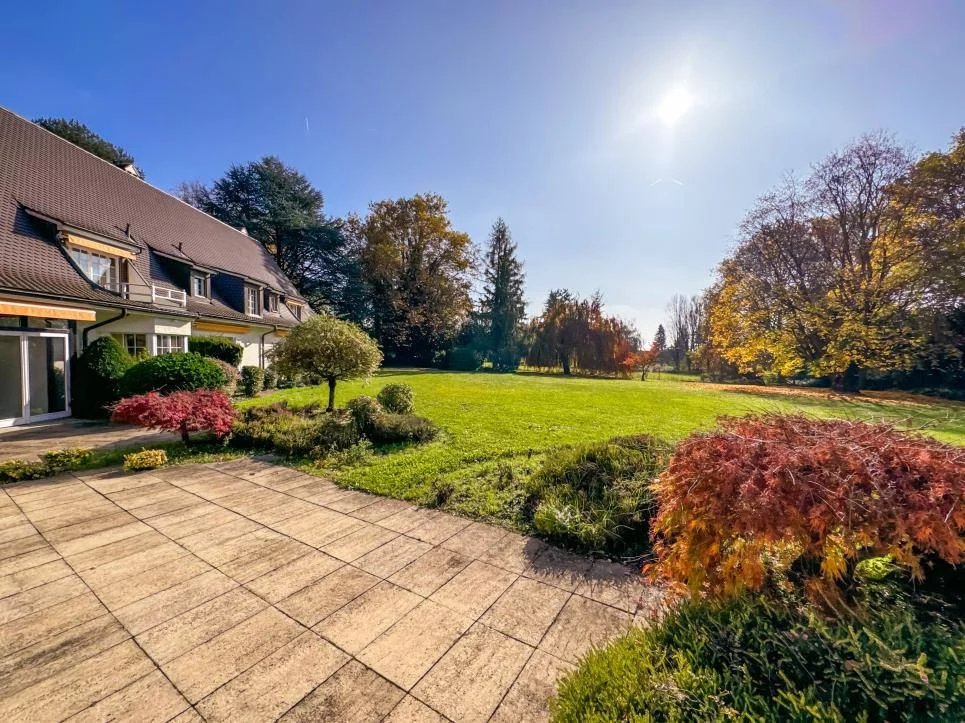 Magnifique propriété située dans un havre de verdure à proximité de Lausanne !