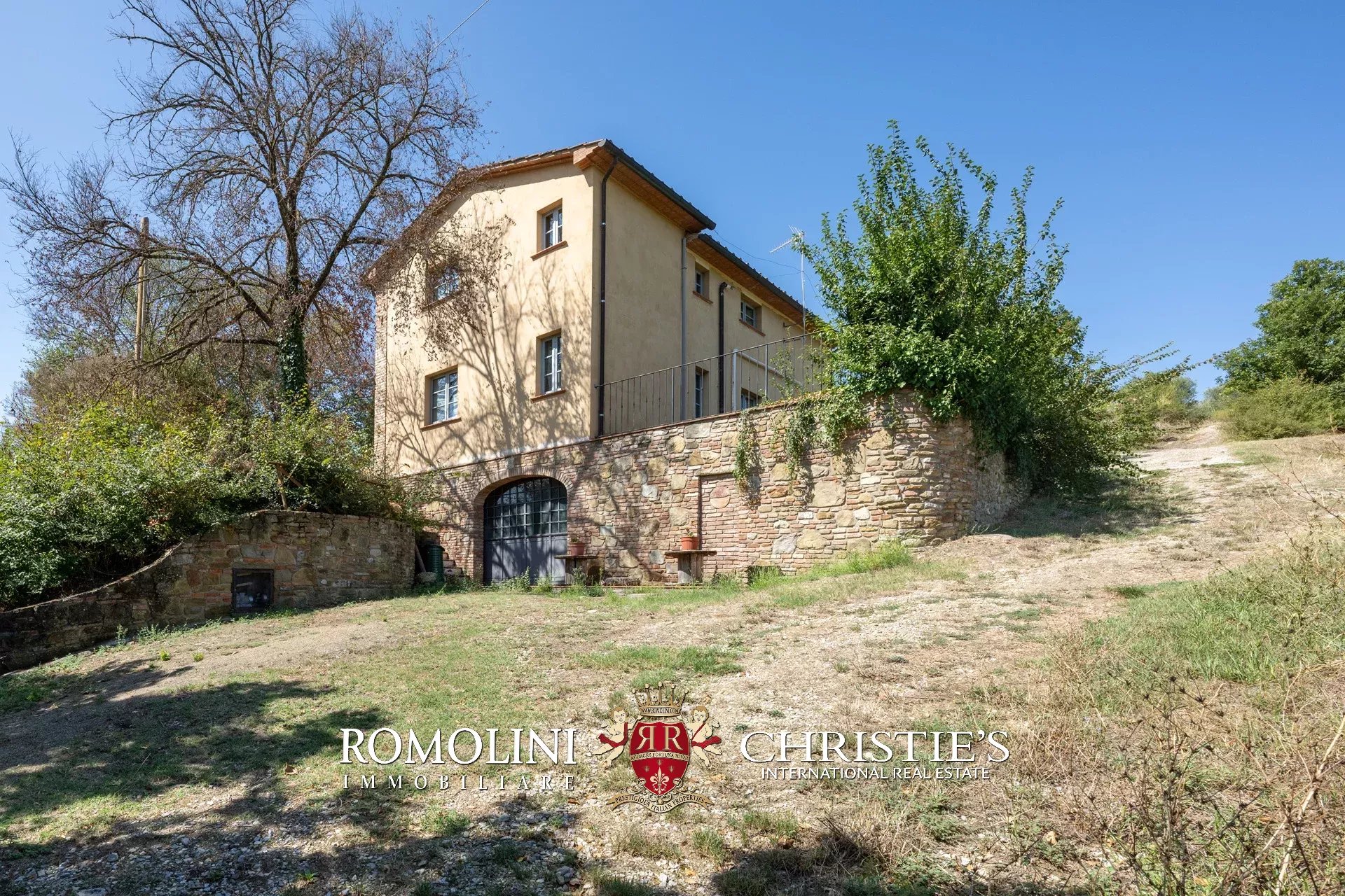 13 Bedroom Villa/Townhouse's Image 52