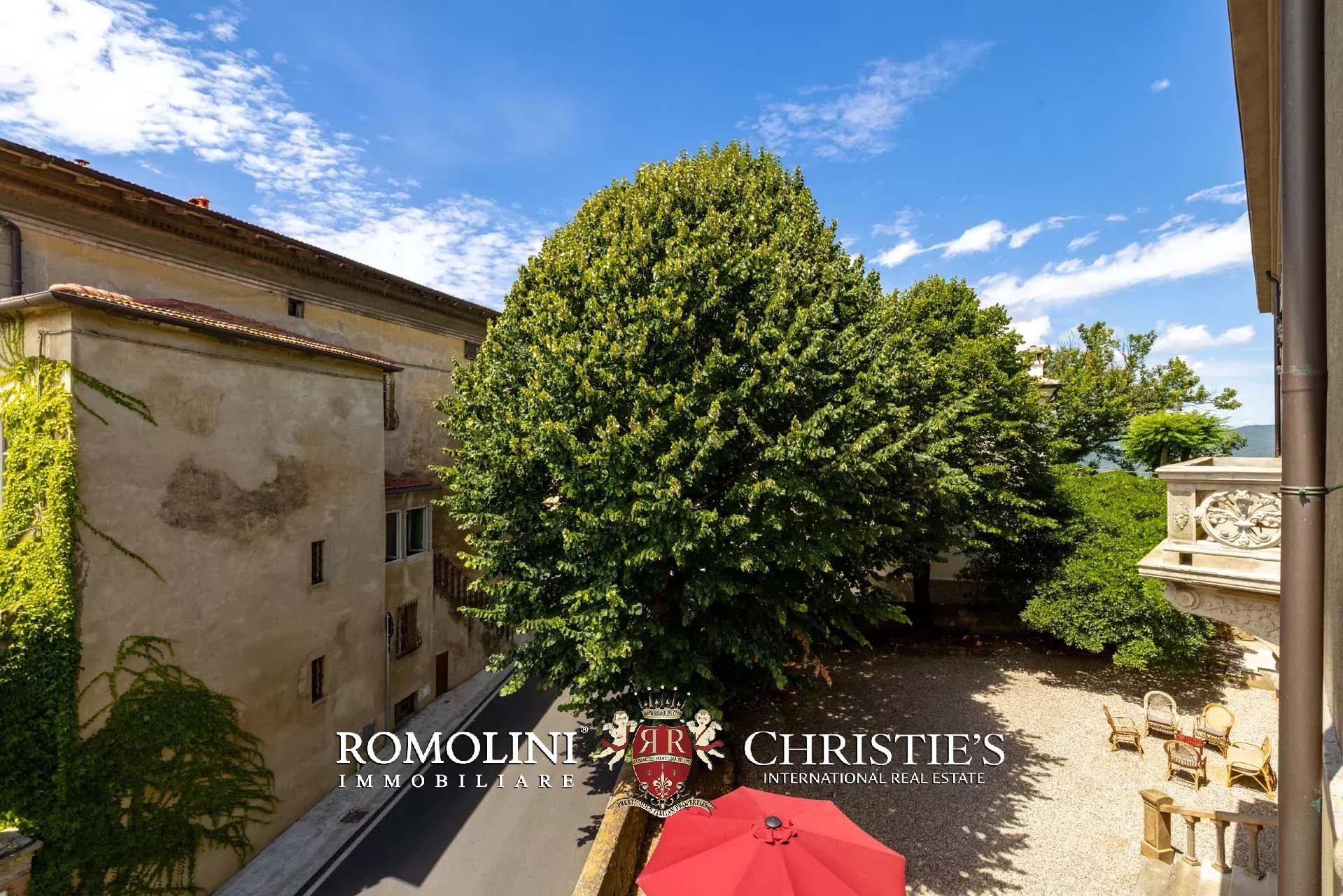 16 Bedroom Villa/Townhouse's Image 18