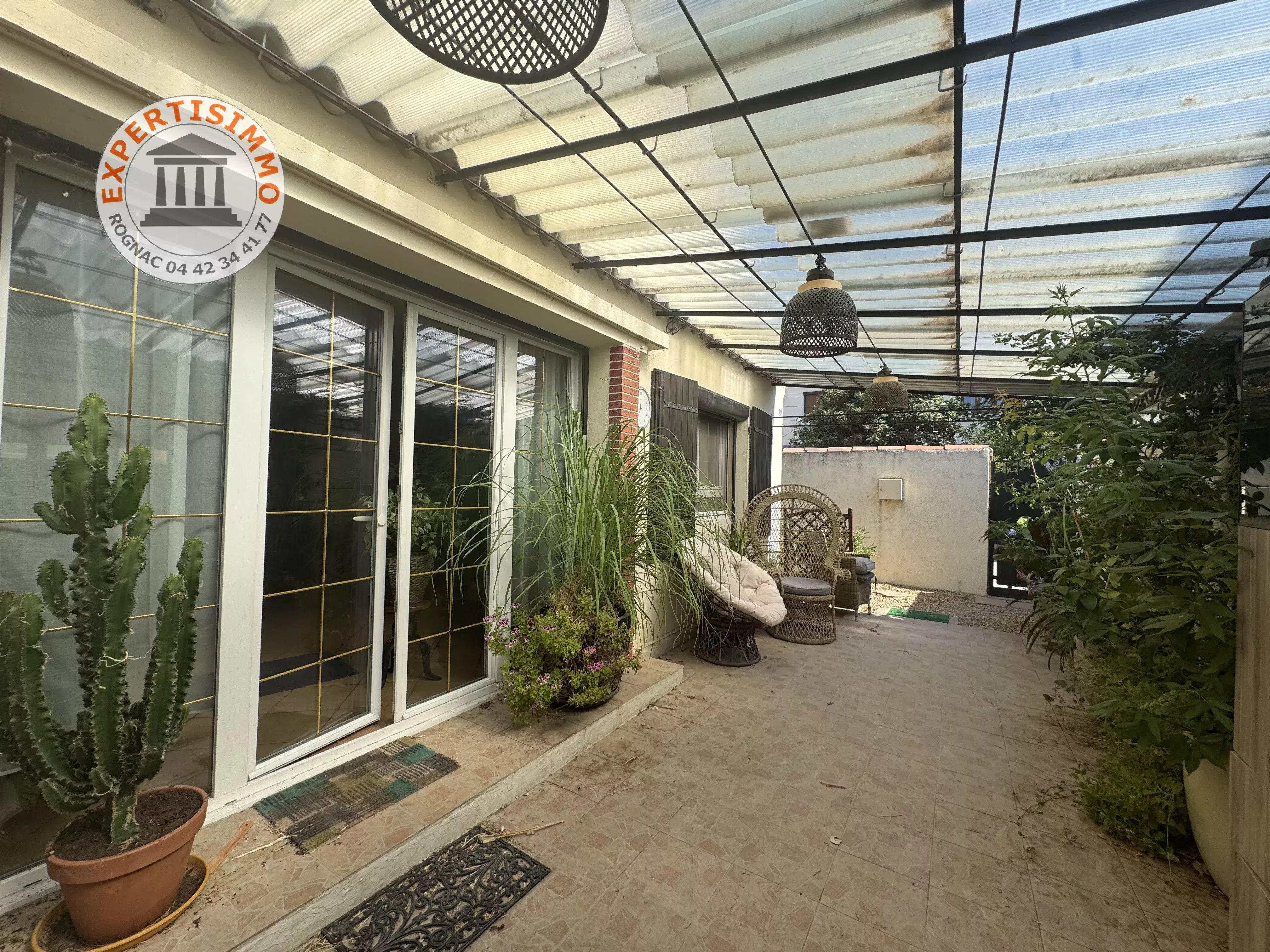 Agence immobilière de 