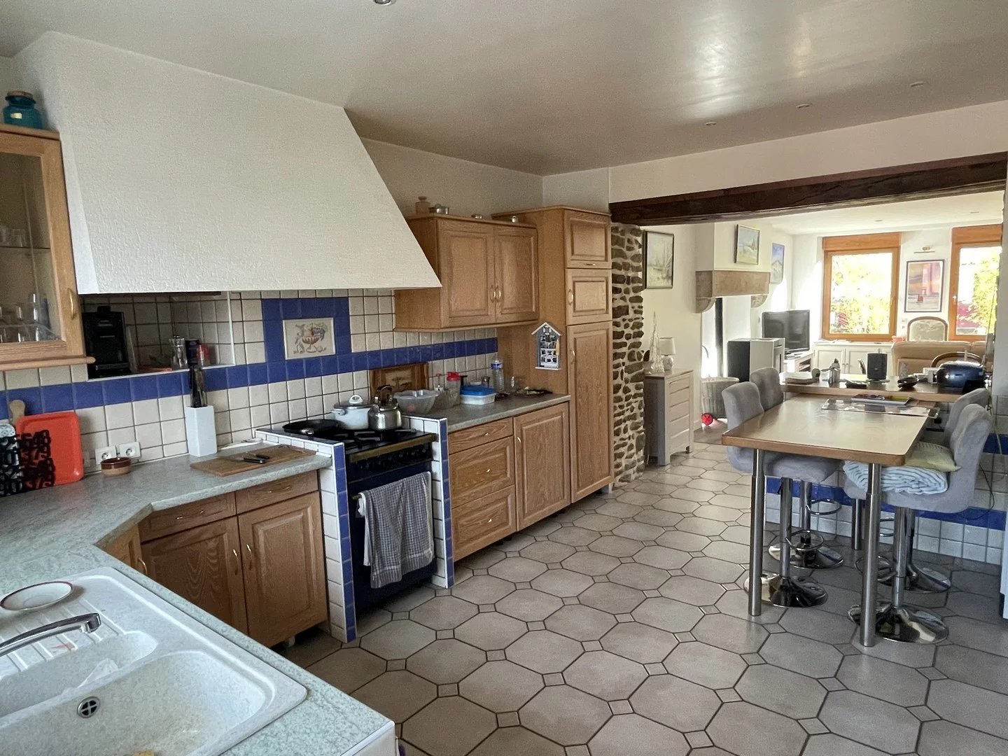 RARE MAISON EN PIERRES LA VICOMTE/RANCE