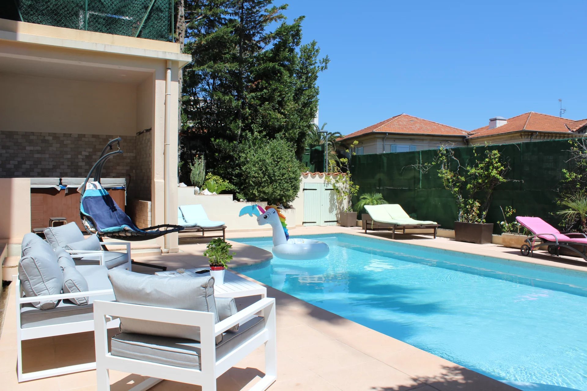 Agence immobilière de 