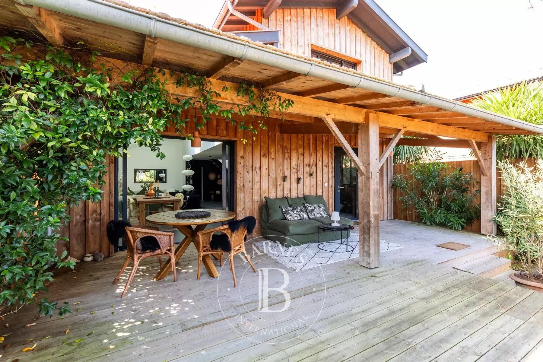 Villa La Teste-de-Buch  -  ref 84748336 (picture 1)