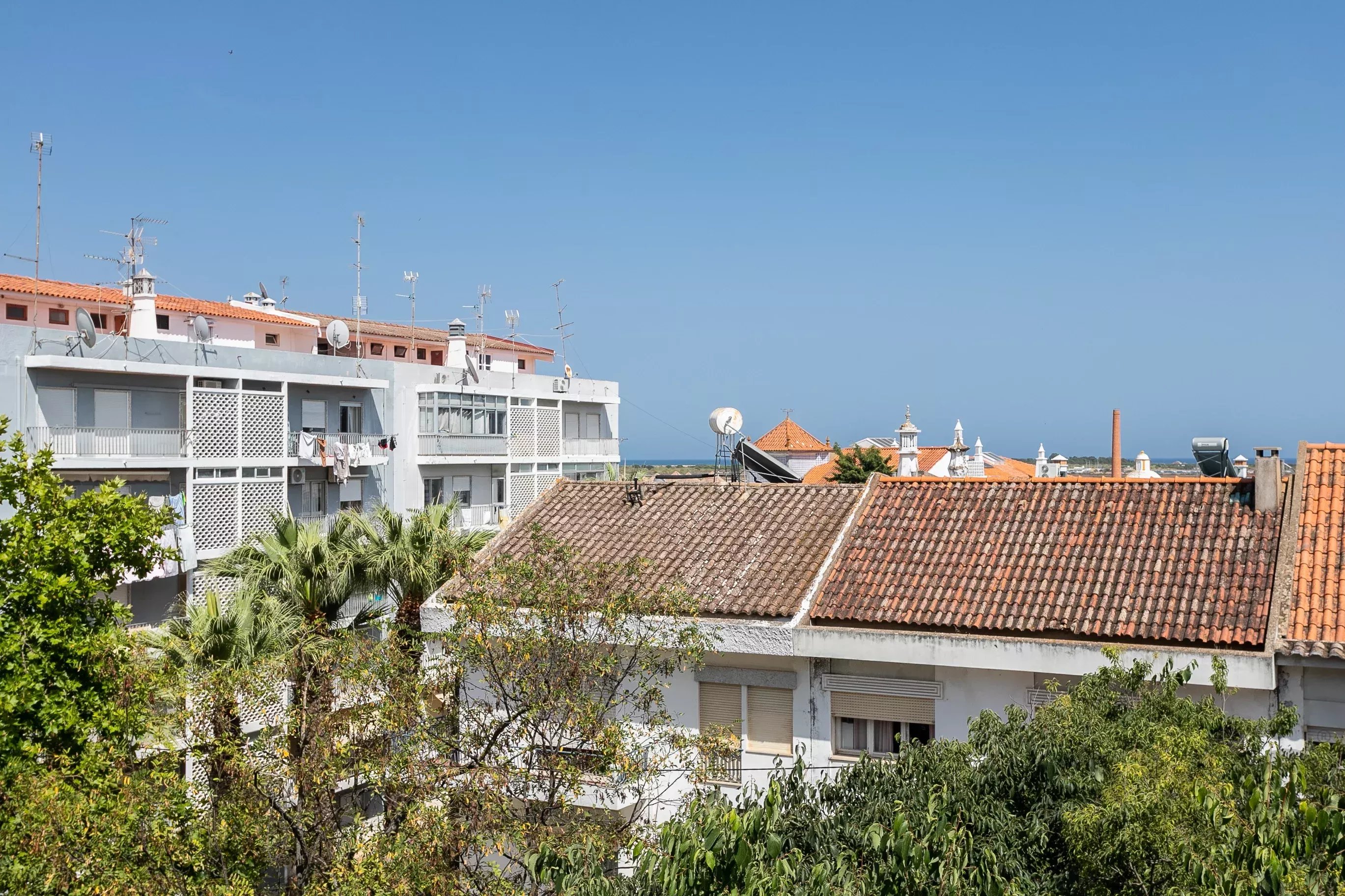 Two-Bedroom Apartment in the Centre of Tavira, in Need of Renovation 87146121 image 19