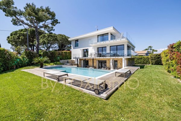 Exceptional Villa in Super Cannes with Pool and Cinema — photo 2