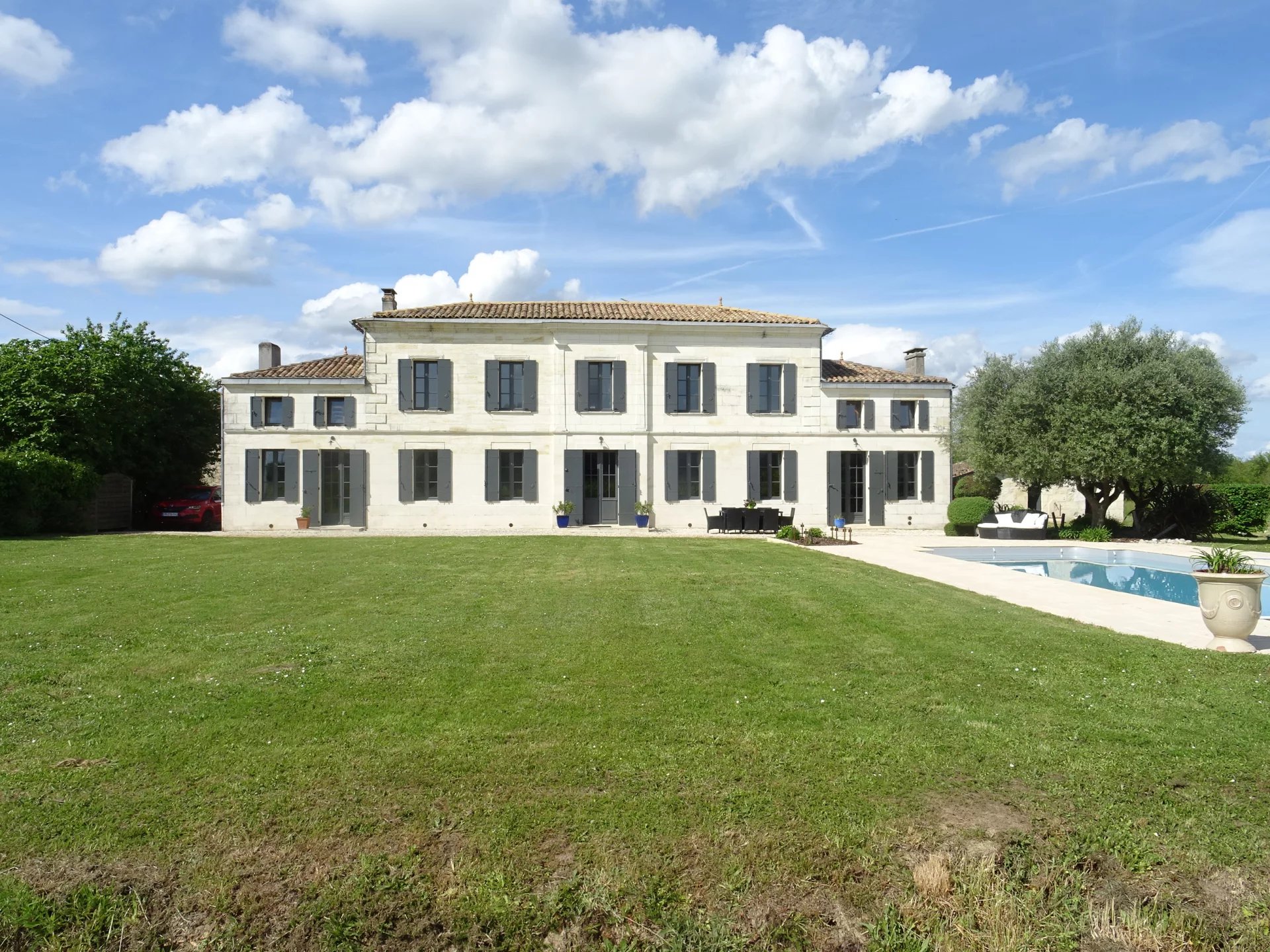 Farmhouse For Sale, LIBOURNE, 33500, FRANCE