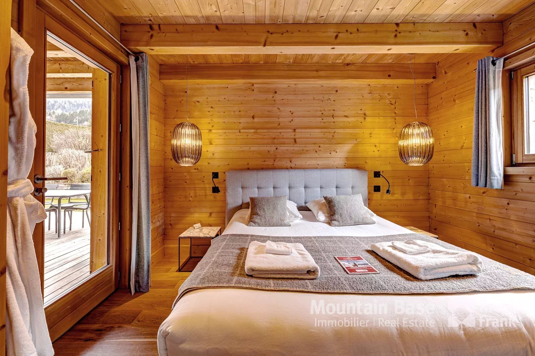 Photo of Beautifully finished 5 bedroom chalet with independent apartment in Les Houches