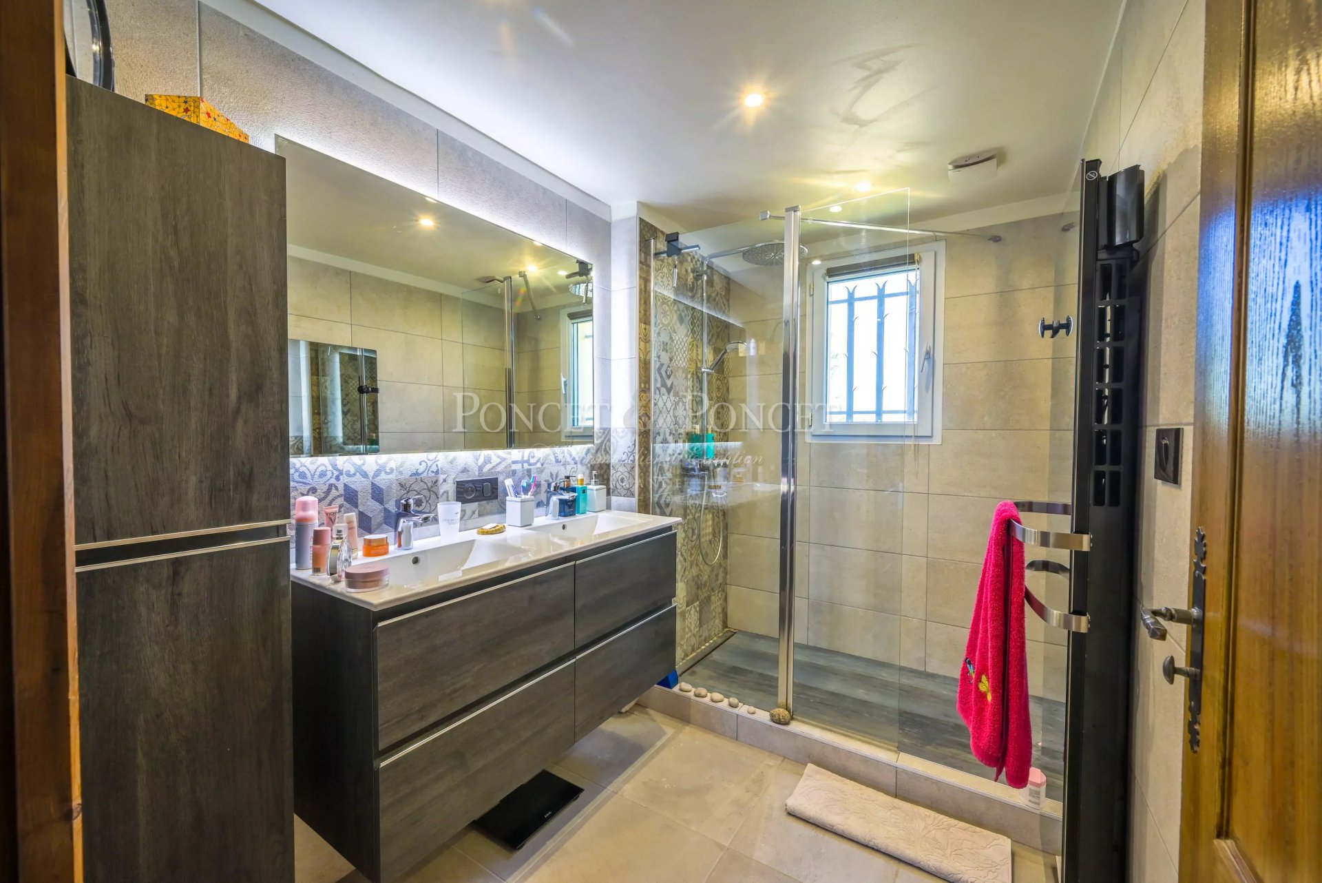 3 Bedroom Villa/Townhouse's Image 19