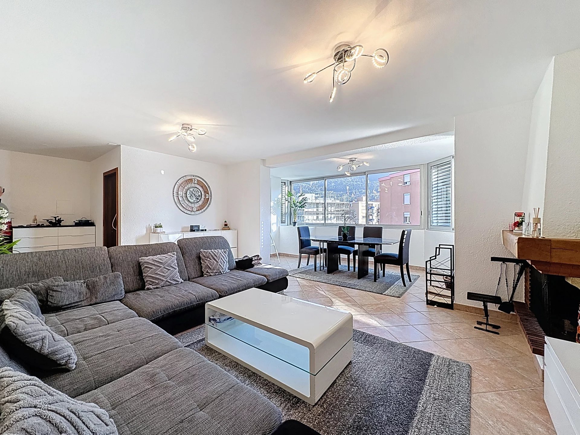 Splendide 4.5 pièces avec carnotzet privé