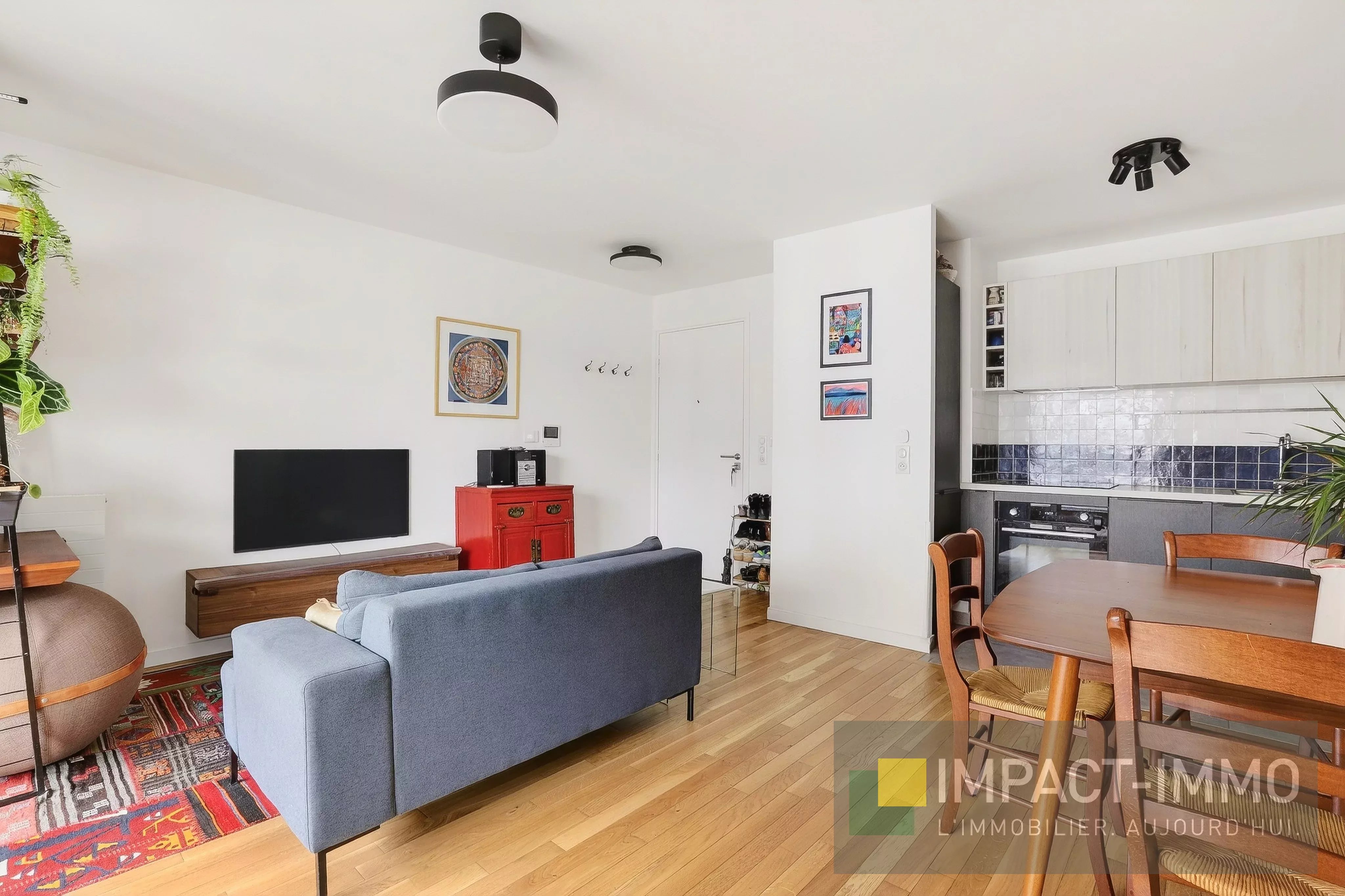 Appartement 3 pièces Balcon et parking Immeuble récent