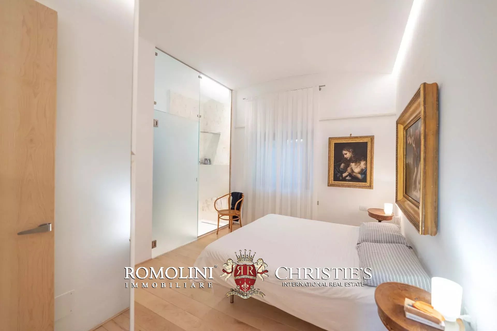 11 Bedroom Villa/Townhouse's Image 55