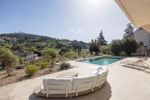 Fully Renovated Villa with Panoramic Views over Saint-Paul de Vence — photo 3